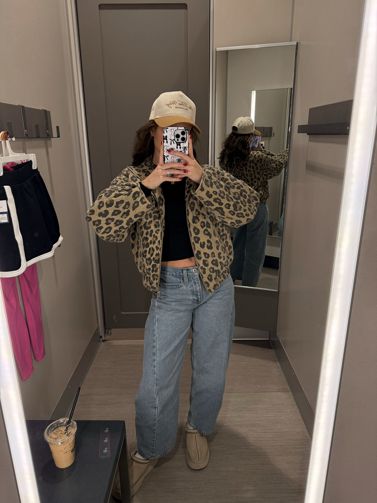 Snagged this leopard jacket from tjmaxx but found it on Zappos! Brand is BLANK NYC! Abercrombie has the best barrel jeans and they are currently on sale! 

Leopard, Abercrombie denim, Abercrombie barrel jeans 