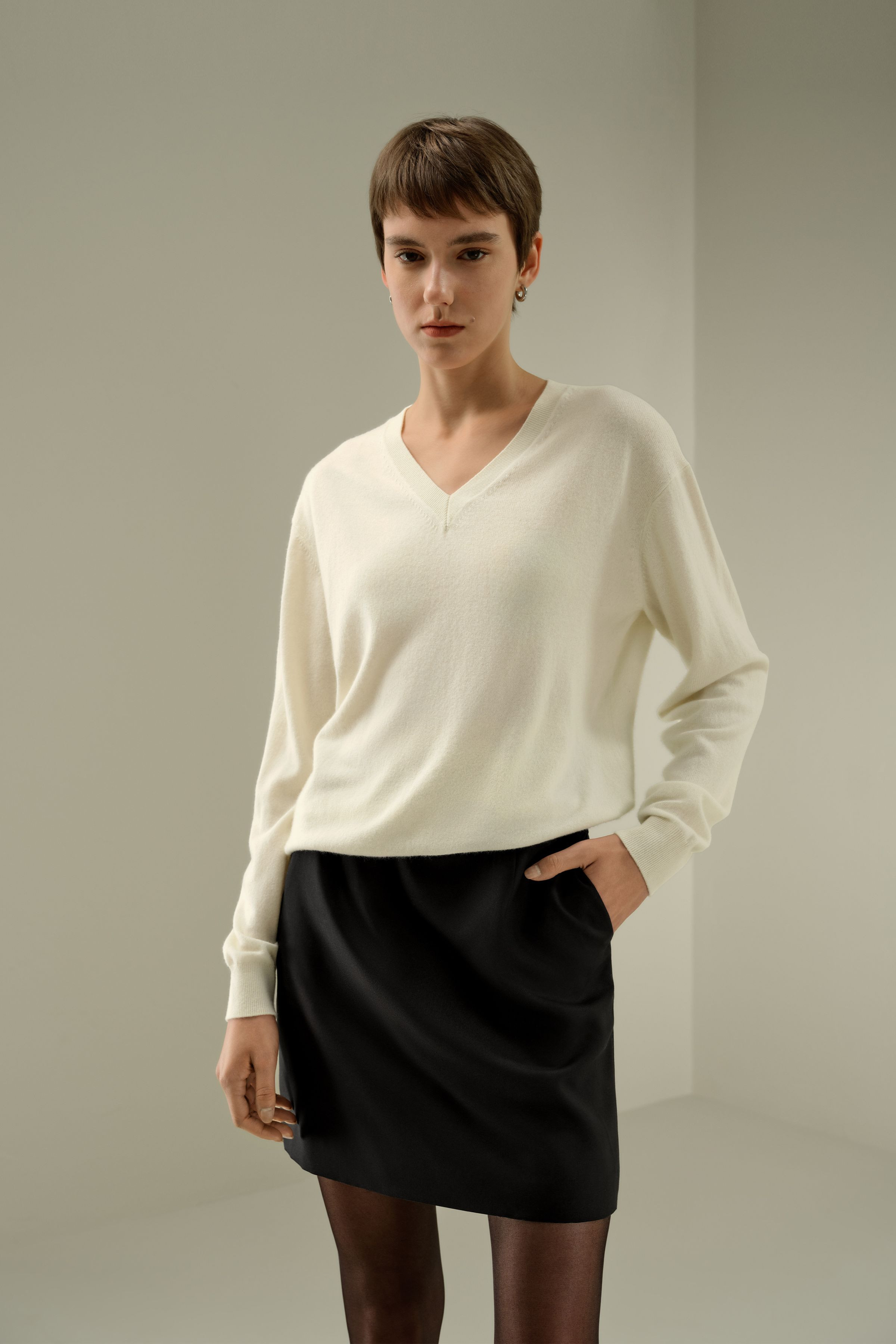 V-Neck Baby Cashmere Sweater | LILYSILK