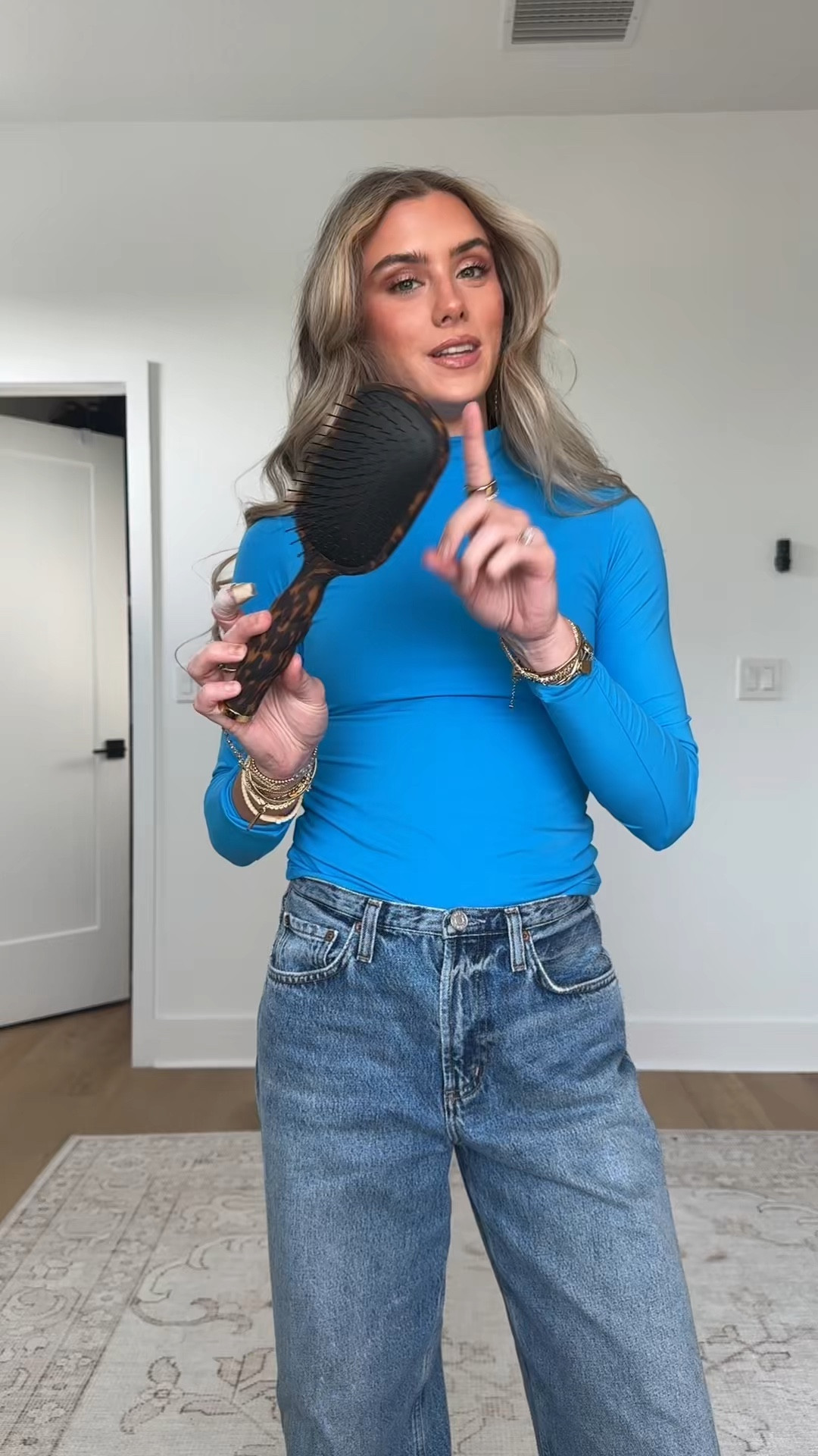 The Detangler Brush for medium hair in Tortoise is your go-to for smooth, pain-free styling. It easily works through knots without tugging or breaking delicate strands, making it the perfect detangling brush for medium hair.

Medium Hair Detangler Benefits:

✔ Gentle Glide Bristles — Smooth detangling without breakage
✔ Comfortable Grip — Iconic coil handle, ergonomic and stylish
✔ Built-In Mirror & Storage — For on the go styling
✔ Removable Cleaner — Quick, mess-free maintenance
✔ Anti Static Bristles

#LTKgrwm #LTKBeauty #LTKFindsUnder50