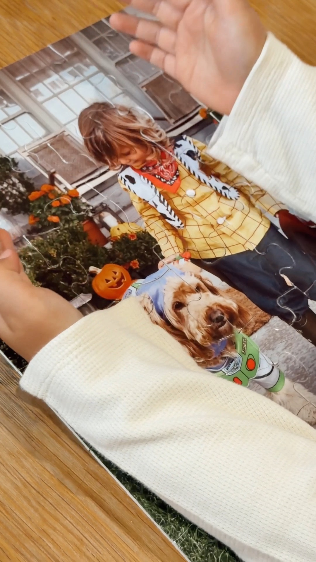 A personalized gift from @Shutterfly that doubles as an activity 🎁

I created a custom kids puzzle featuring one of our favorite family photos, and Oliver was so excited to see himself in it. Such a sweet way to revisit special memories while having fun together.

I've linked the custom puzzles and some other great gift ideas below!

Use code KIKI40 for 40% off + free shipping.
#ad #Shutterfly