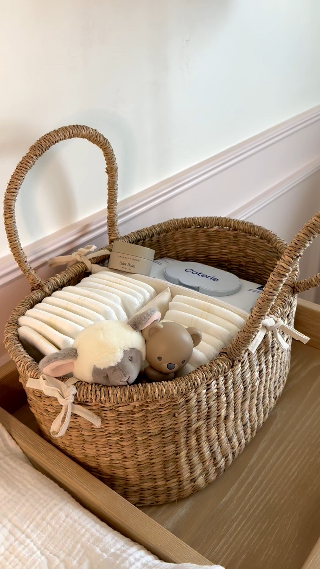 The cutest diaper caddy ✨🤍