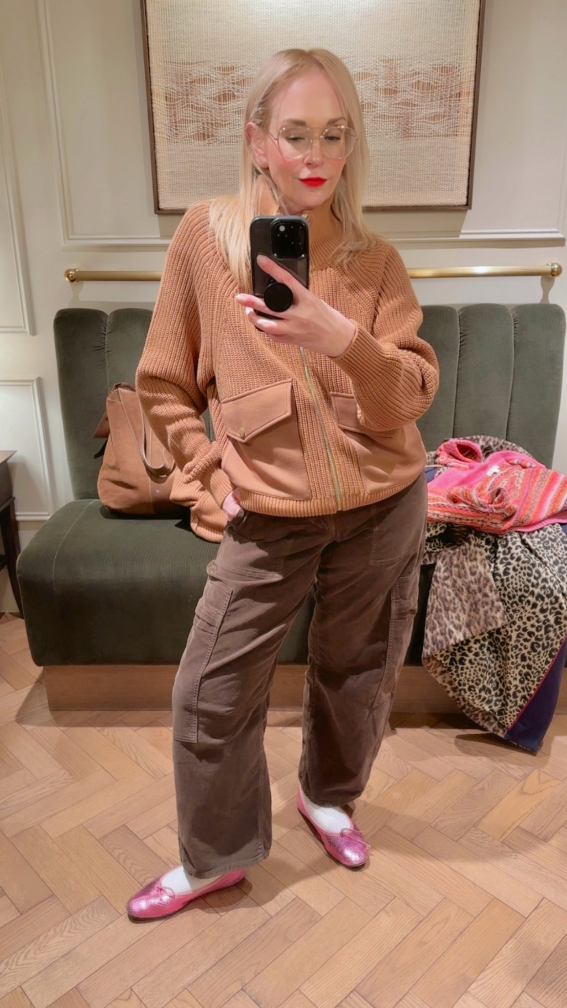 She runs really big. Even in the smallest size she was a bit too oversized on me. I’m 5’2. She’d be great on a taller person.  Very cozy. 

#LTKPetite