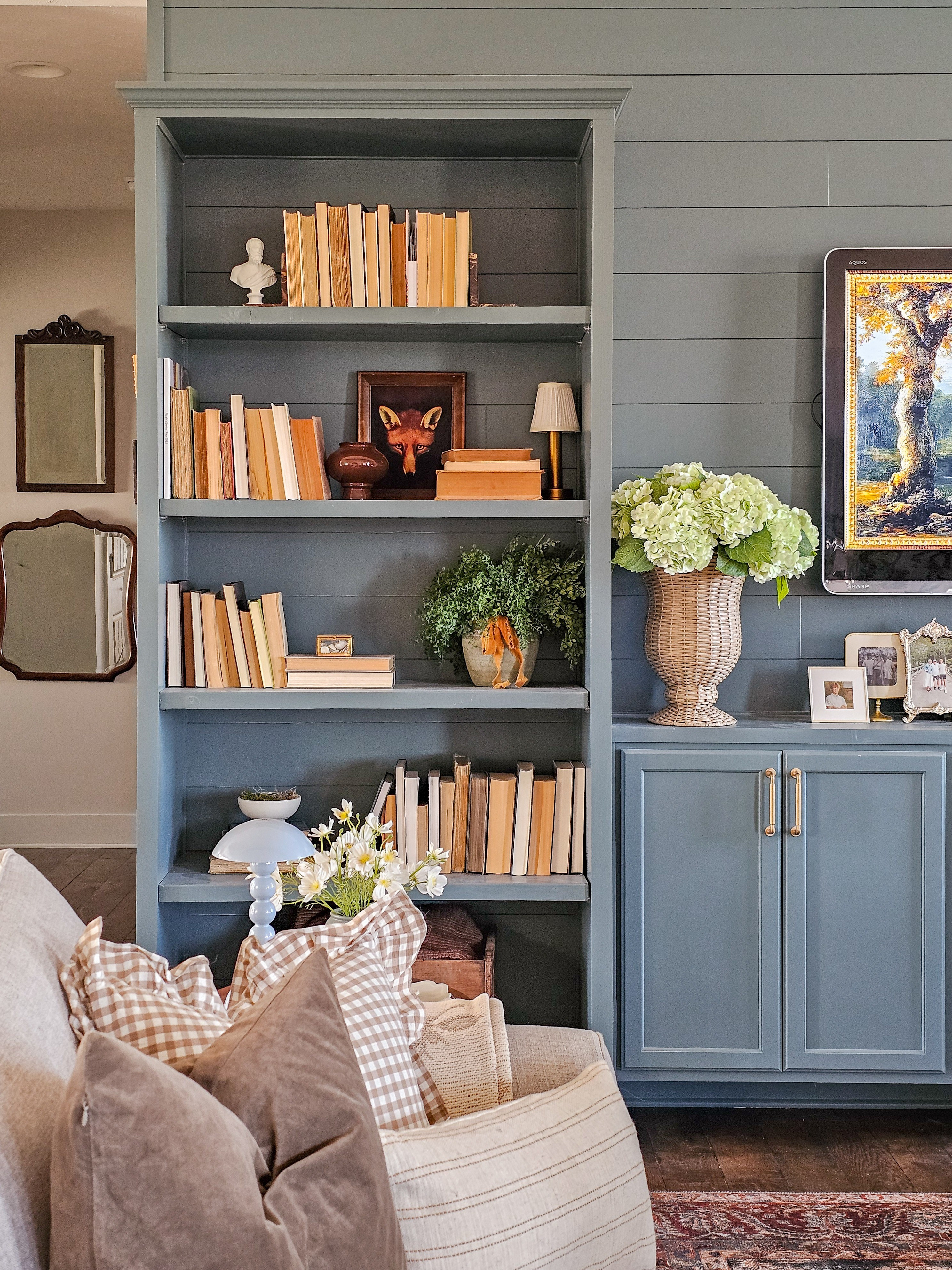 The best faux hydrangeas 

#LTKSeasonal #LTKHome #LTKOver40