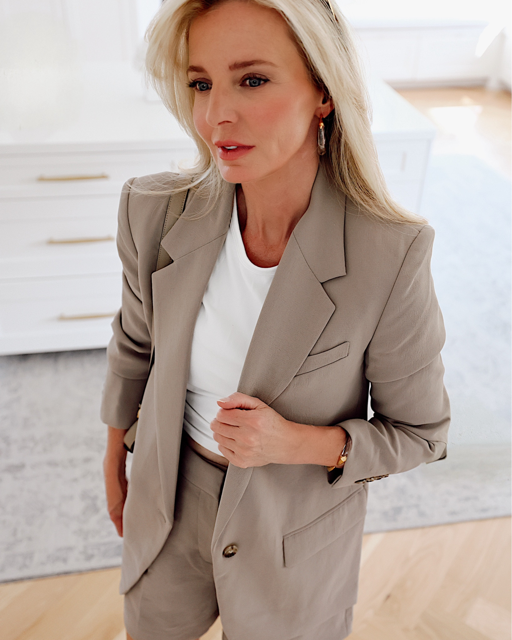 This chic shorts and blazer set by Aritzia will be my go-to outfit for warm weather this year 😍☀️

#LTKootd #LTKTravel #LTKSeasonal