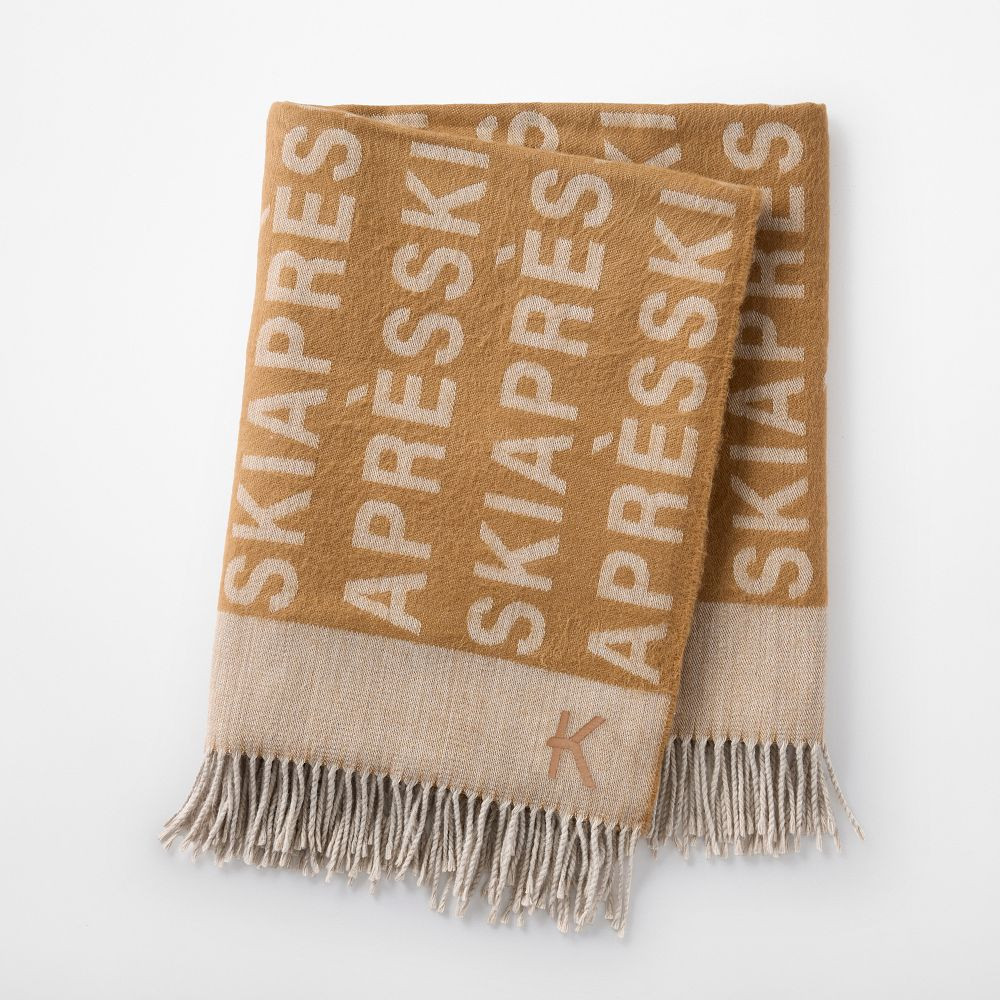 Après Ski Italian Throw Blanket | Mark and Graham