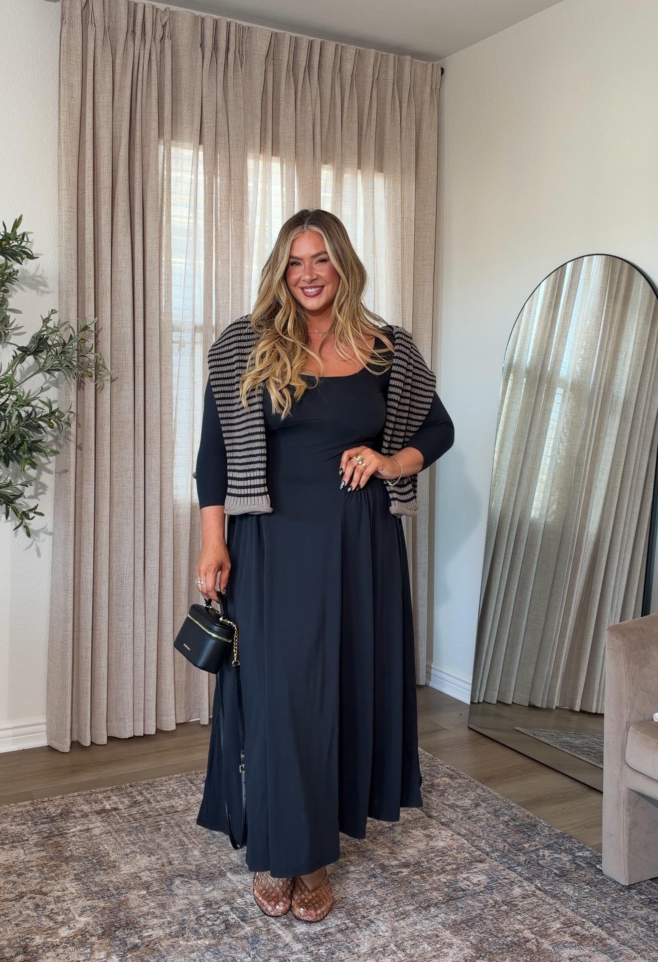 fall outfit inspo 🤎 wearing a large tall in this dress & an xl in this sweater