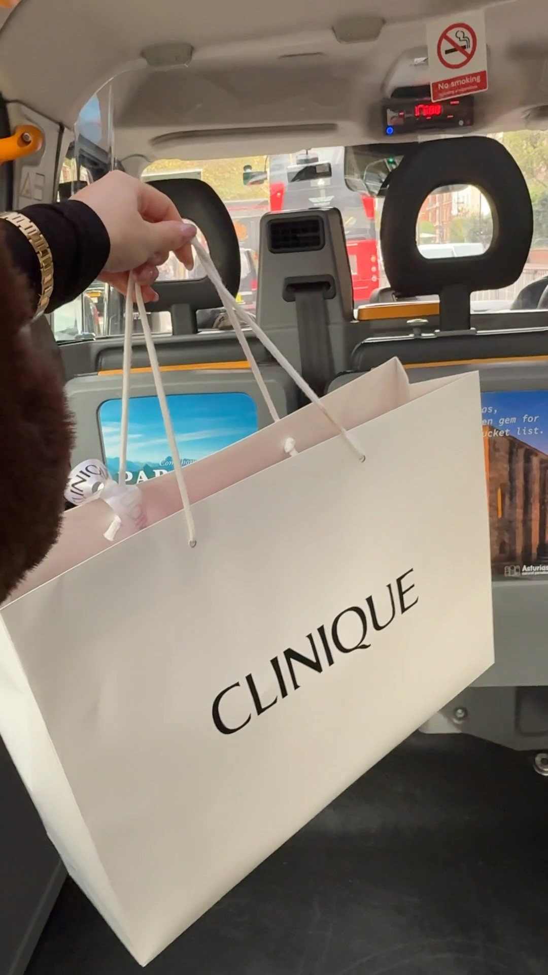 Christmas Gift Guide! Starting off strong with beauty gift sets! Clinique have got you covered for all the essentials! Clinique is also on LokFantastic - DISCOUNT CODE: “LFTFZARAANNE”

#giftset #giftsets #giftguide #giftideas #giftsforher #giftsforhim #giftsformum #christmasgiftguide #christmas #christmasgifts #christmasgiftideas #stockingfillers #discountcode #sale #offer #luxuryskincare #luxurybeauty #makeup #skincare #beauty #christmasparty #clinique #lookfantastic 

#LTKbeauty #LTKwinter #LTKgiftguide