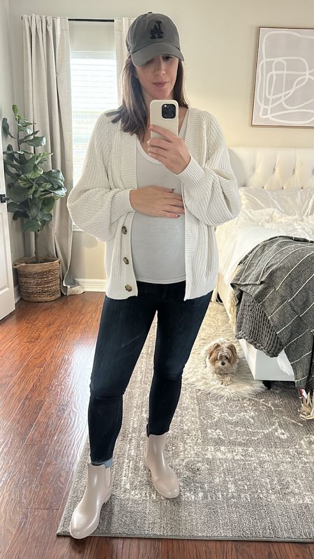 OOTD 11.9 🤰🏻
Paige maternity jeans, tts, mine are the over the belly style, found similar cardigan sweaters all 30% off, Chelsea rain boots tts and also 30% off 

#LTKsalealert #LTKbump #LTKSeasonal