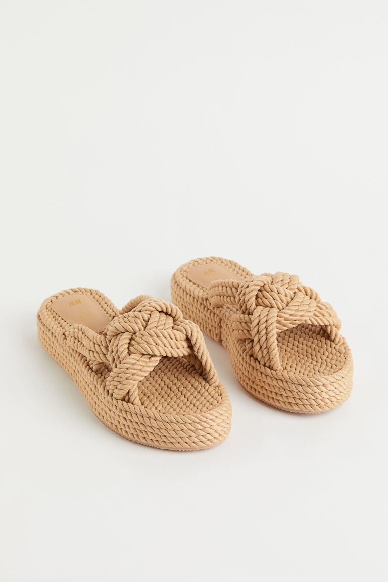 Slides in fabric rope with thick foot straps braided together. Sole thickness approx. 1 1/2 in. | H&M (US)