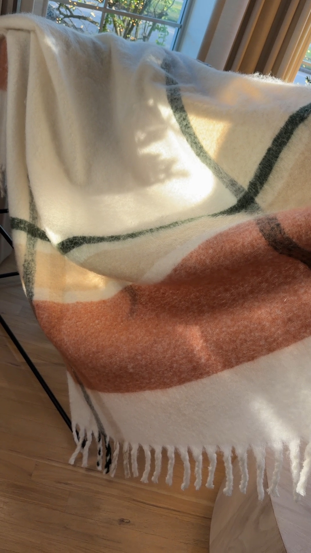 Cozy RL inspired fluffy throw @Walmart finds 

#LTKFindsUnder100 #LTKHoliday #LTKHome