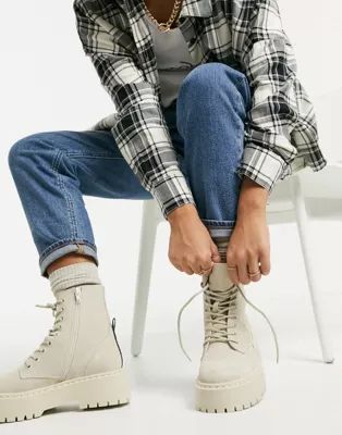 Steve Madden Skylar chunky lace up boots in beige suede | ASOS (Global)