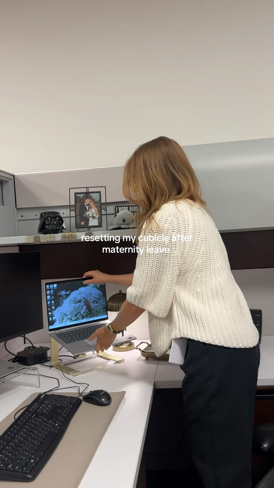 Cubicle reset! 

Cubicle decor, office decor 