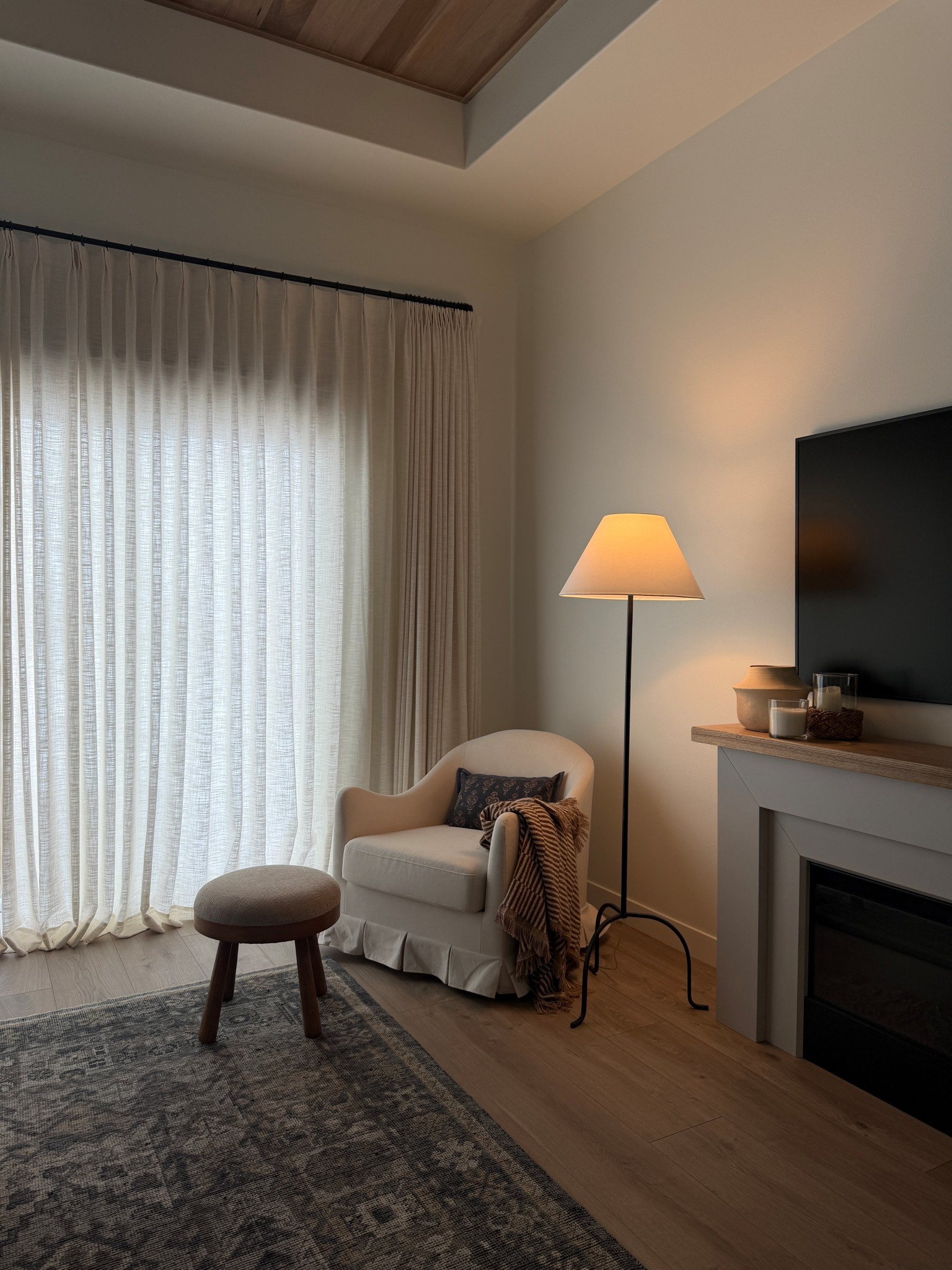 Love this corner of our bedroom!

#LTKHome