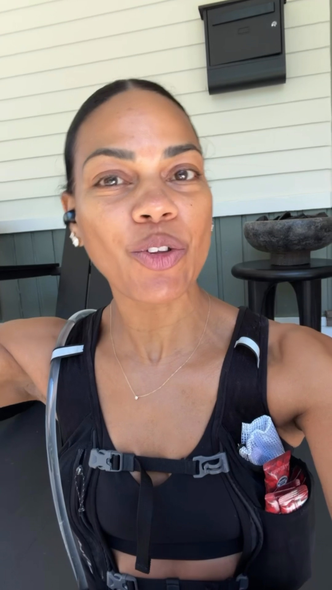 GRWM to run 16 miles! Here’s everything I take with me on my long runs
