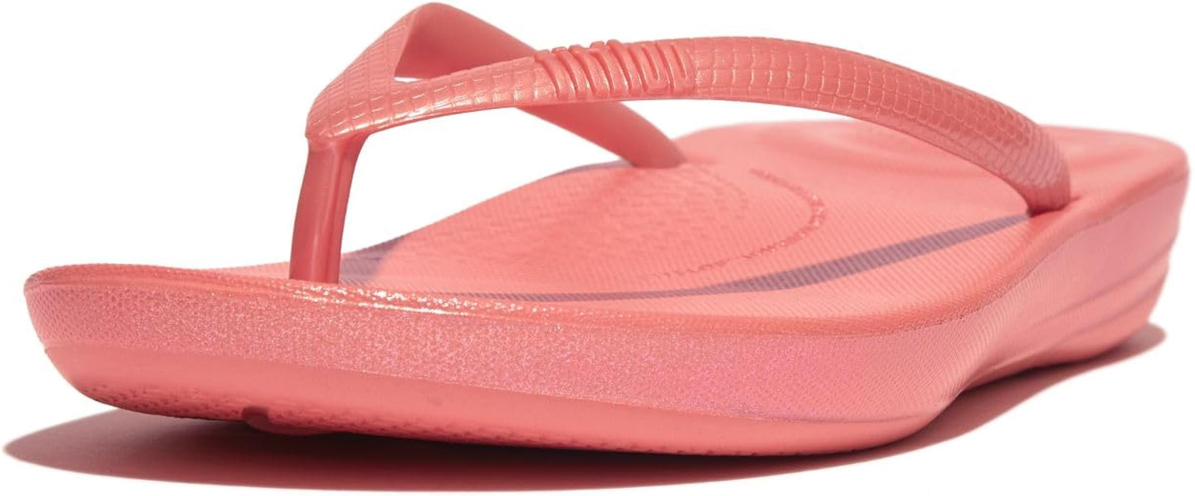 FitFlop Women's Iqushion Ergonomic Flip-Flops | Amazon (US)