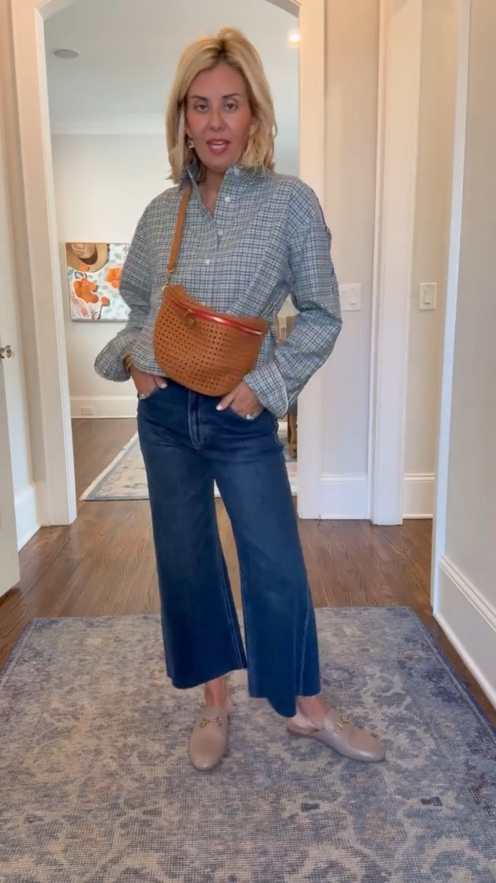 This cropped button-down is so cute! Love the stripe detail! 
Top - small (need xs)
Jeans - 26P
Shoes - 8 tts

#LTKdayinmylife #LTKootd #LTKmomlife