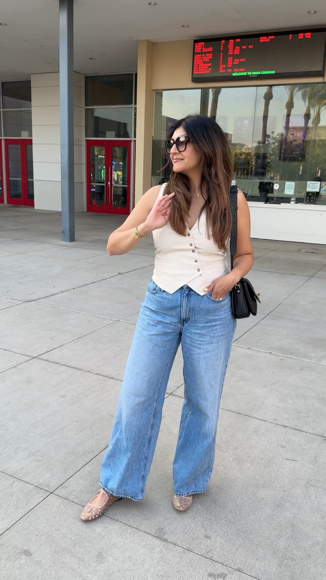 Casual dinner outfit wearing madewell jeans and this cute linen vest. 

Wearing size 31 in jeans and large in vest

#madewell #jeans #linenvest #summeroutfit #datenight#LTKxMadewell 

#LTKSummerEdit #LTKSeasonal #LTKSaleAlert