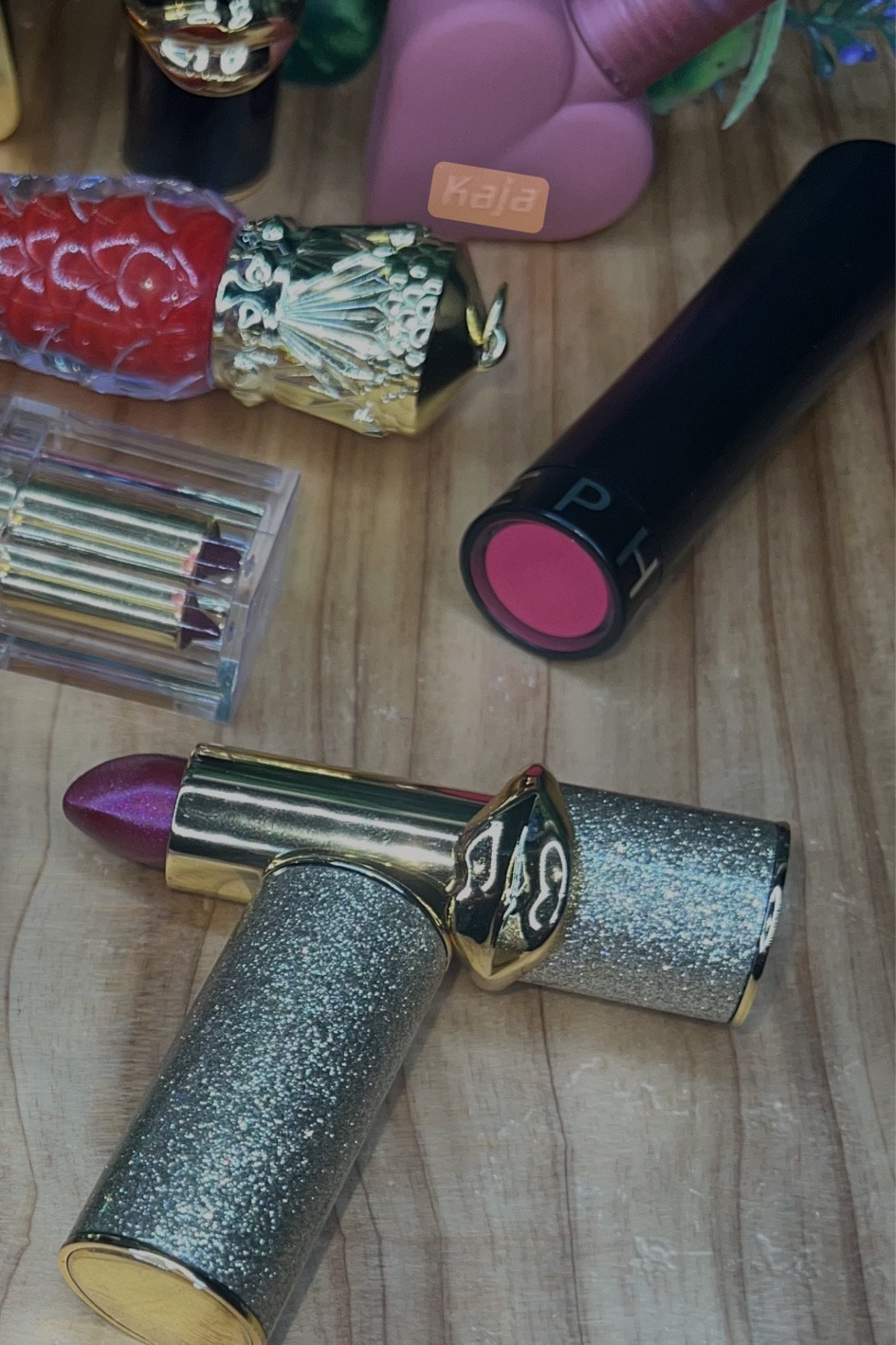 Mauve lippy must be my absolute favorite color for a lipstick or gloss! 

It matches with any outfit and can work for day time or evening! 

I tagged my favs! What’s yours?

#LTKstyletip #LTKbeauty #LTKMostLoved