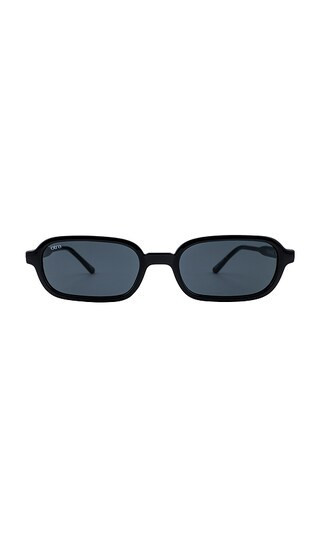Otra Frankie Sunglasses in Black. | Revolve Clothing (Global)
