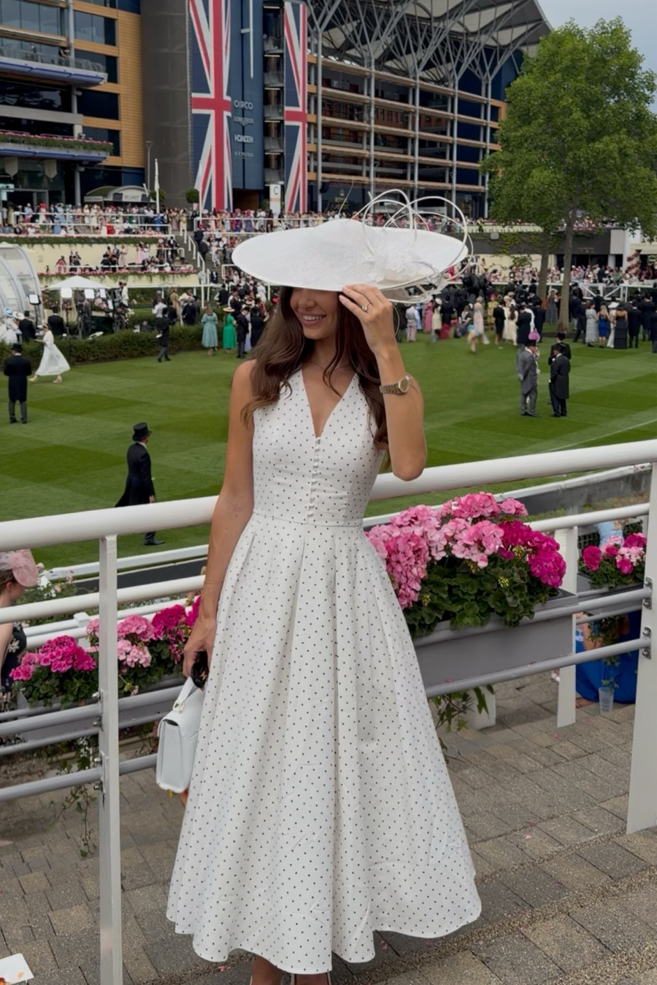 Polka dot midi dress 

#LTKsummer #LTKeurope #LTKuk