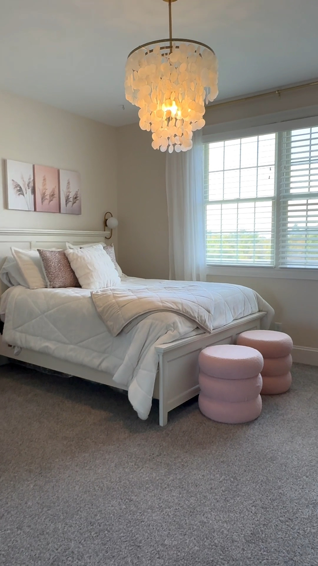 Teen girl bedroom design idea 

Cream white and pink bedroom decor 
Neutral teen girl bedroom decor

Paint color: Sherwin Williams Shoji Whitee

#LTKStyleTip #LTKKids #LTKHome