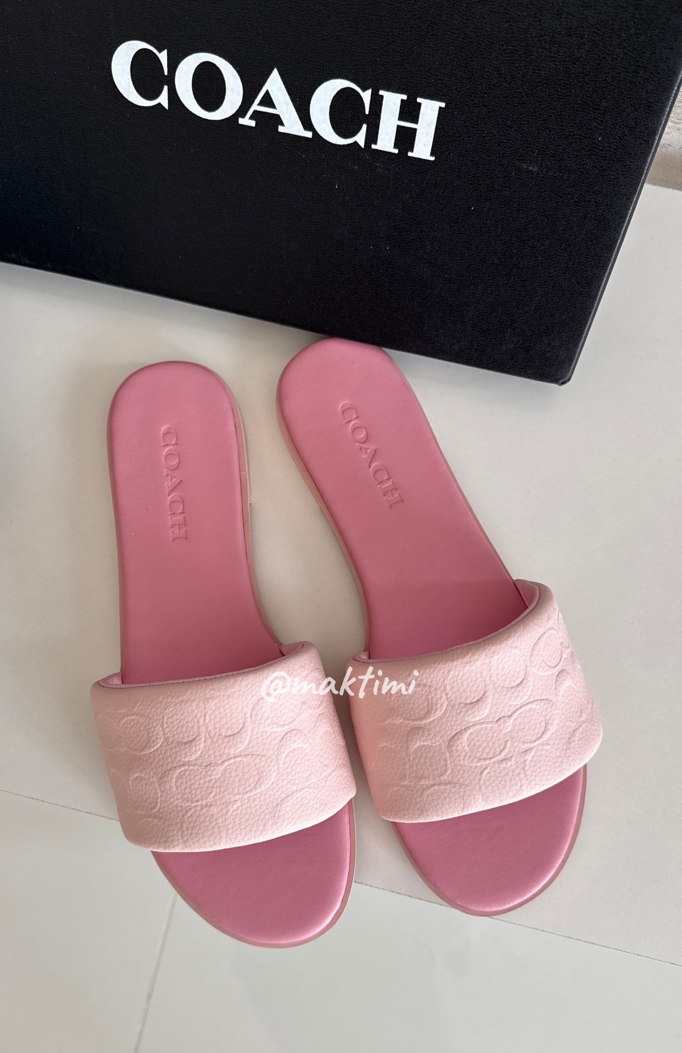 True to size 

#LTKsummer #LTKsale #LTKshoes