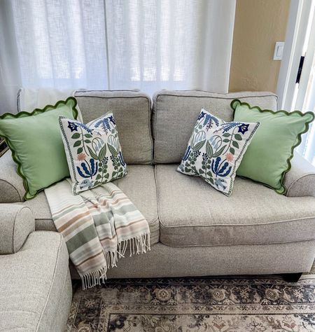 The most beautiful throw pillow covers from Amazon! Perfect for summer! 




Amazon home, amazon throw pillows, summer decor, amazon finds 

#LTKfindsunder50 #LTKhome #LTKSeasonal