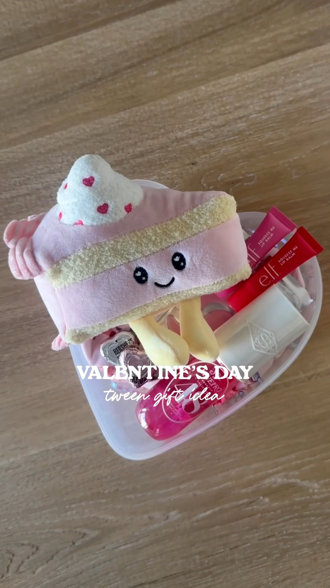 Valentine’s Day gift for tween girls 🩷 pajamas, eye masks, lip gloss, stuffy 

#LTKKids #LTKmomlife #LTKSeasonal