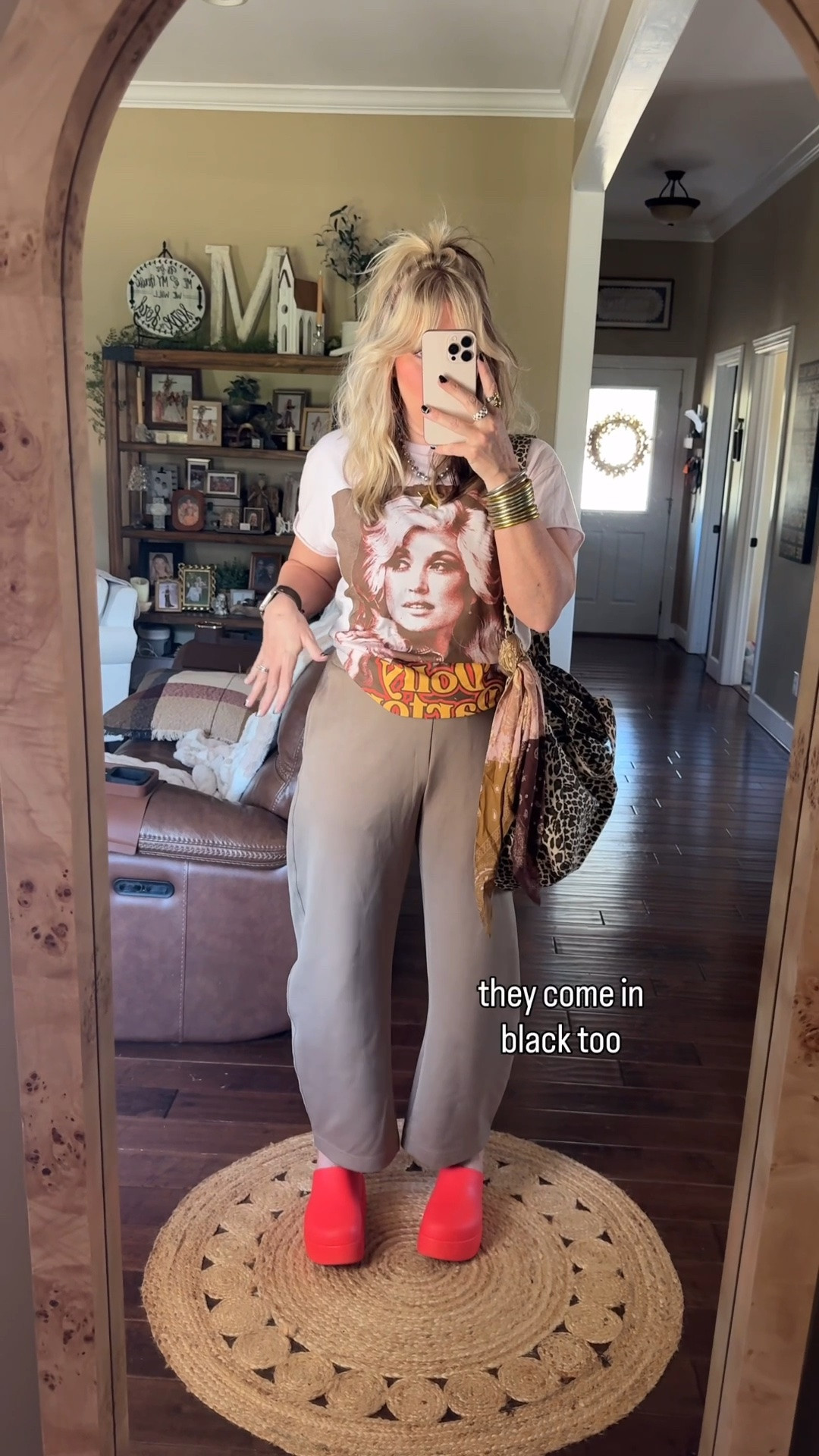 Really love these pants! They are so comfy and very flattering too. I’m in a medium. 
@Target 
✨Save on my necklace, earrings, and rings with code MANDIE

#targetfashion #barrelpants #comfypants

#LTKootd #LTKgrwm #LTKOver40