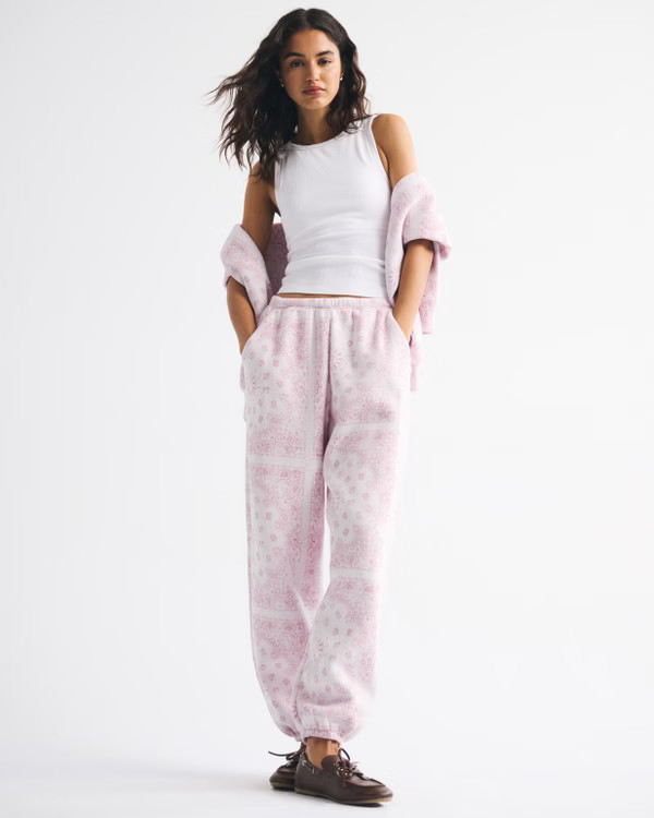 High Rise Sunday Baggy Sweatpant | Abercrombie & Fitch (US)