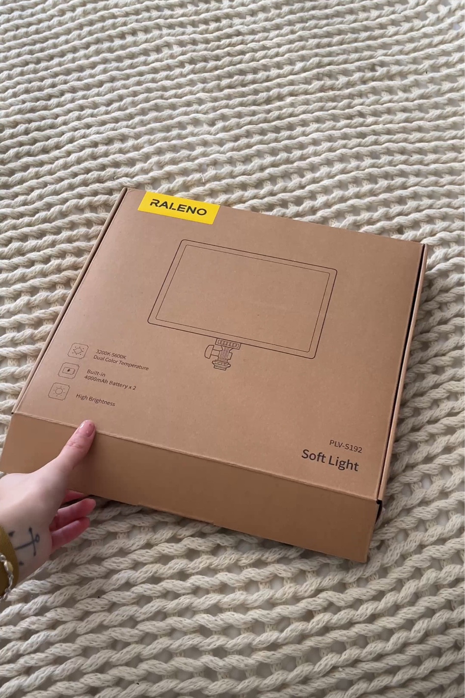 Up your filming game with this Amazon light under £50 ✨💡🍁

#LTKfindsunder50 #LTKfindsunder100 #LTKHolidaySale