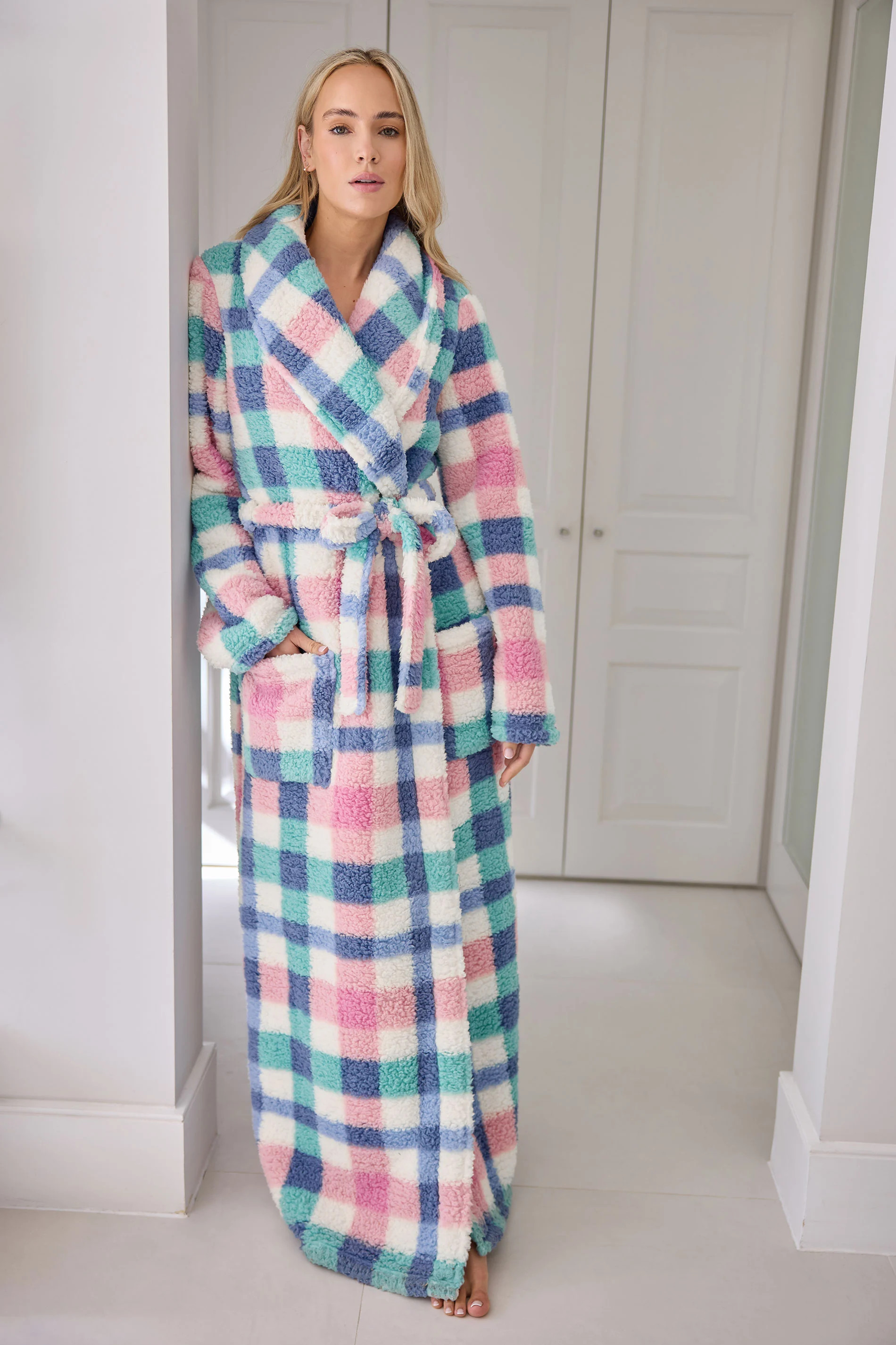 LTS Tall Blue & Pink Check Shawl Dressing Gown | Long Tall Sally