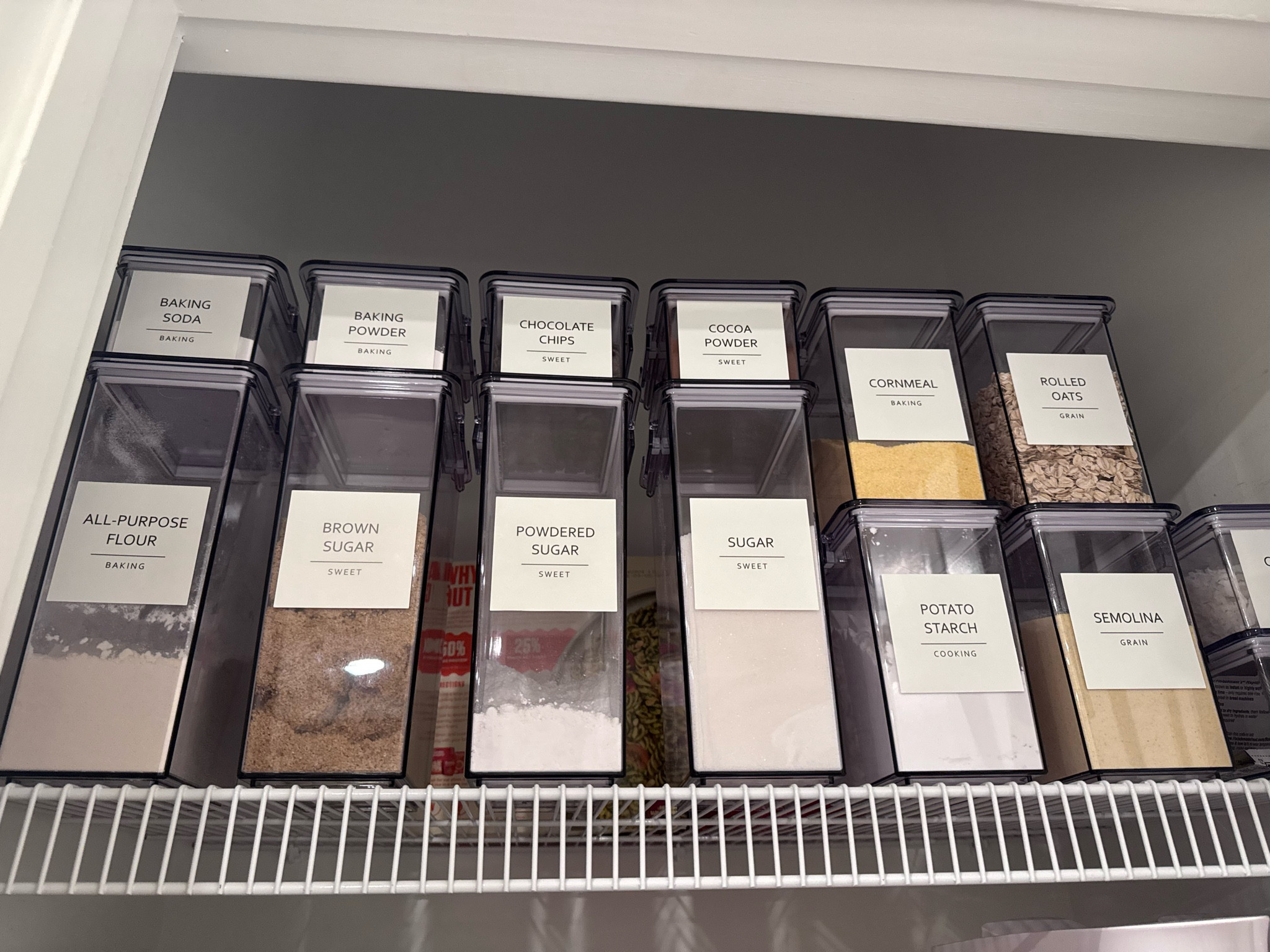 home organization, organizing, pantry organization, kitchen organization, pantry labels, the home edit 

#LTKHome #LTKFamily
