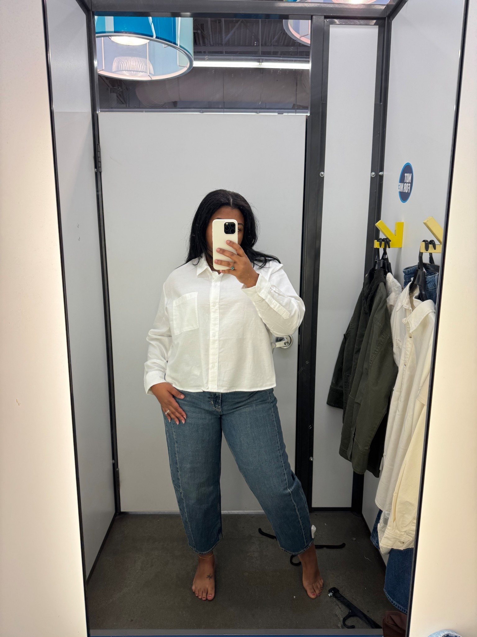 Simple easy outfit from Old Navy! Great for any occasion. I don’t usually care for a cropped type shirt but this is one really good. The barrel jeans are a must at well! 


#LTKSaleAlert #LTKStyleTip #LTKMidsize