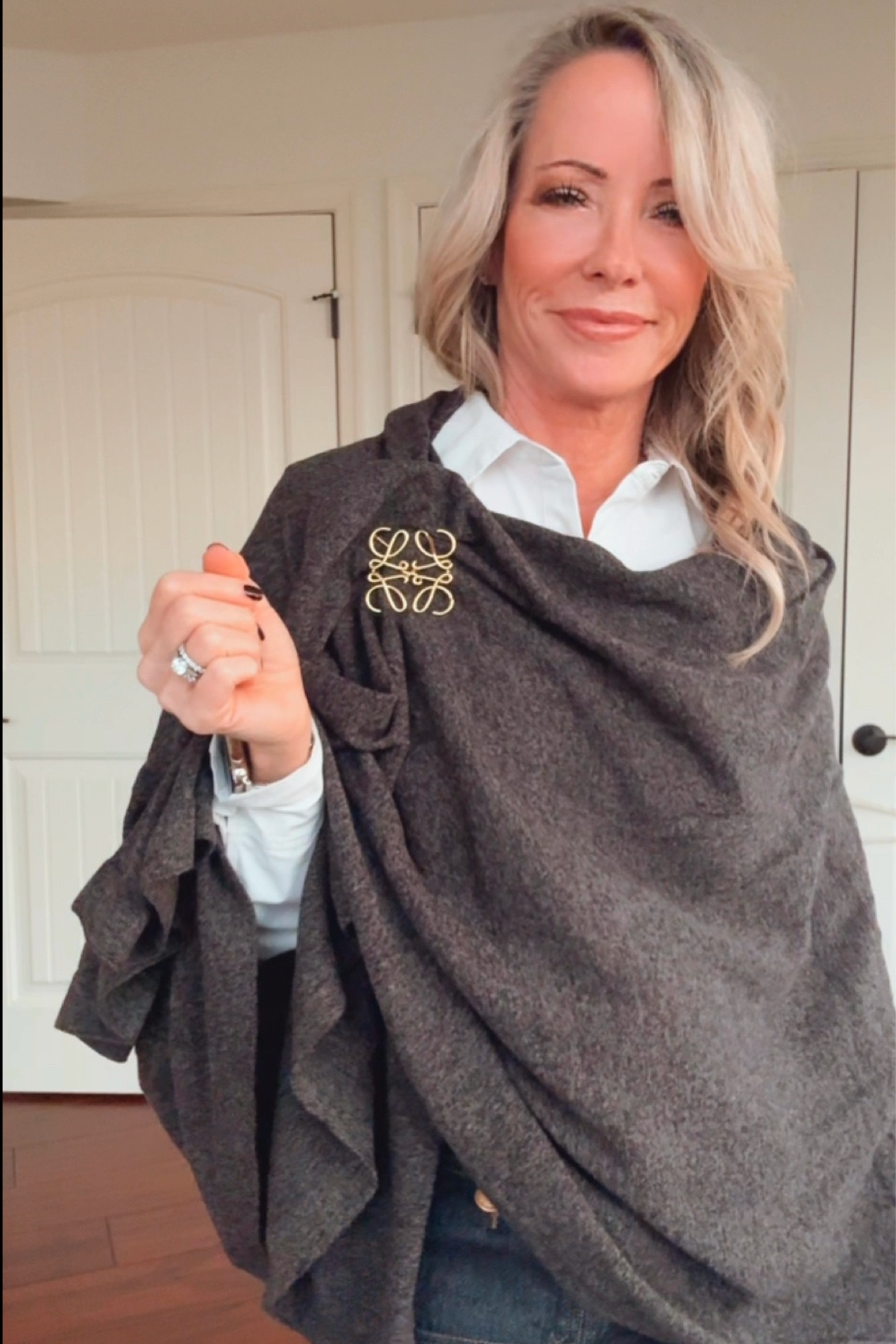 The brooch is back and I’m thrilled!  I still wore mine quite a bit!

#LTKStyleTip #LTKWorkwear #LTKOver40