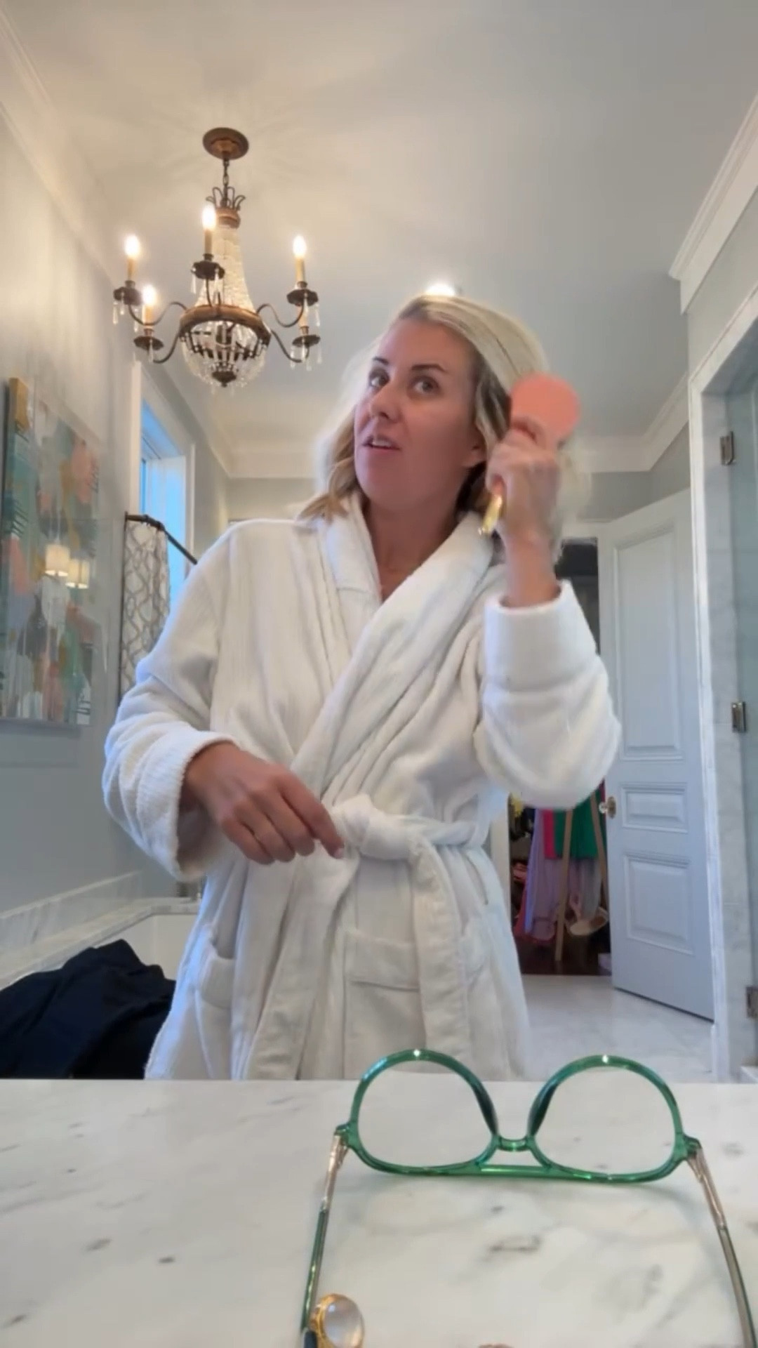 Well ladies (& gents!), this is THE softest robe ever!  Looooove everything Cozy Earth. 

40% OFF with my discount code:
CE-MIXANDMATCHMADNESS 


 

#LTKGiftGuide #LTKHome #LTKmomlife