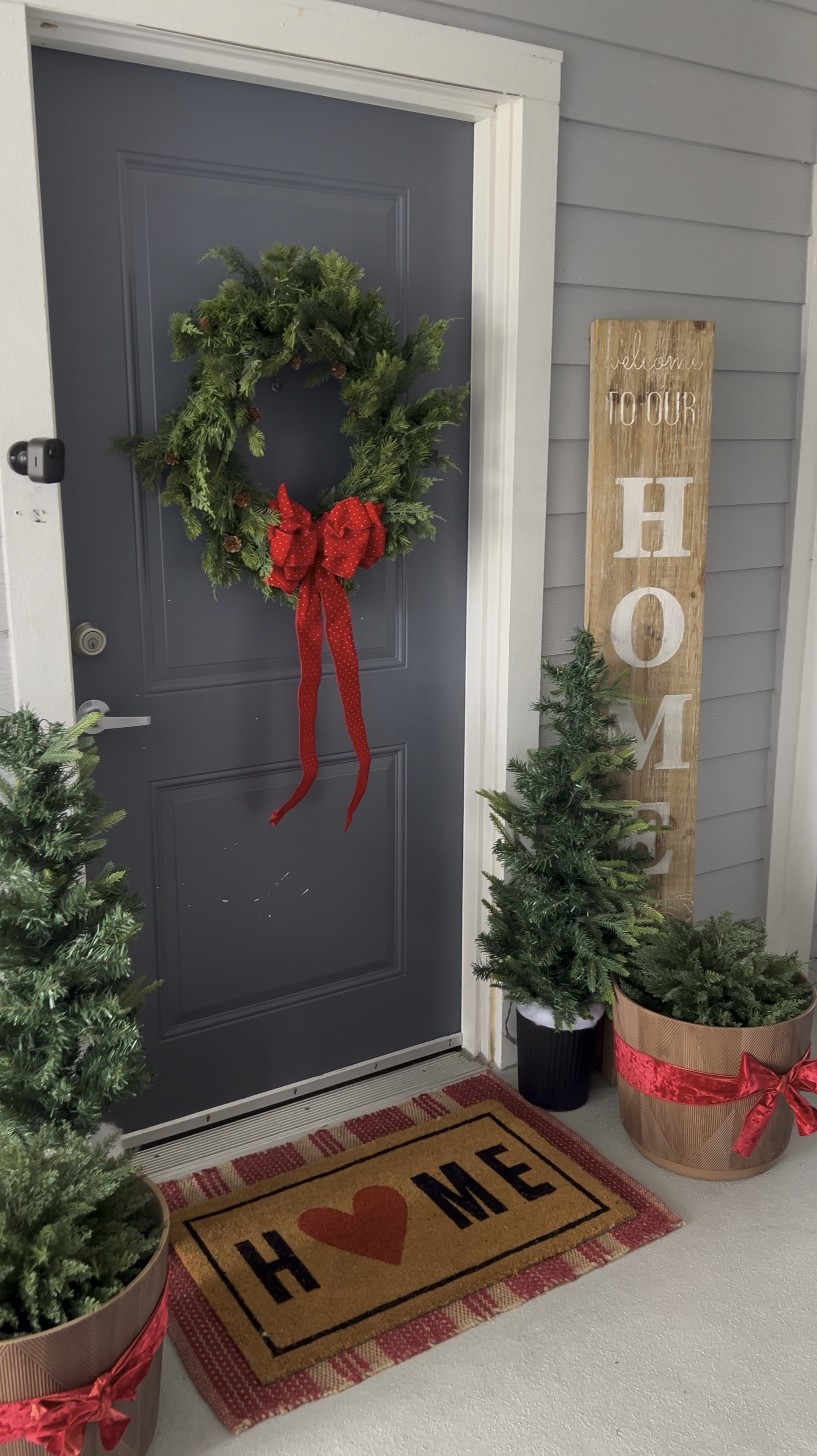 Kicking off my home decor projects again with a Simple Valentine’s Day Front Door Refresh! 💖 Staying committed to my 2025 goal of avoiding unnecessary purchases—especially seasonal decor 😅—I got creative with what I already had. I swapped out the red picks, switched up the doormats, and voilà! A little refresh can make a big difference, proving that sometimes less truly is more. ✨
.
.
.
#ValentinesDayDecor #2025Goals #FrontDoorStyle #SustainableDecor #CreatorSearchInsights

#LTKHome #LTKStyleTip #LTKSeasonal