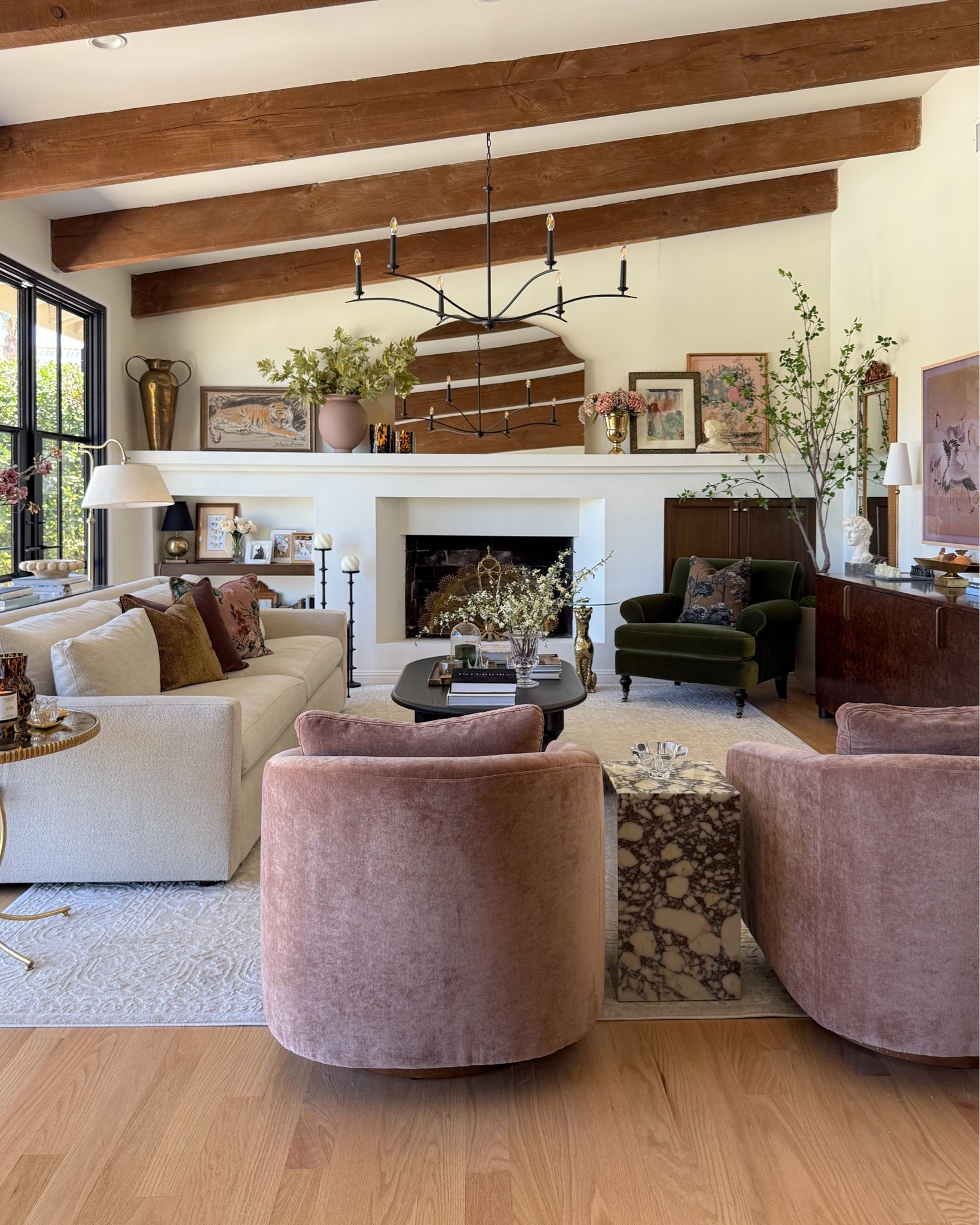 Fall living room vibes 🍂

#LTKHome #LTKSaleAlert #LTKSeasonal