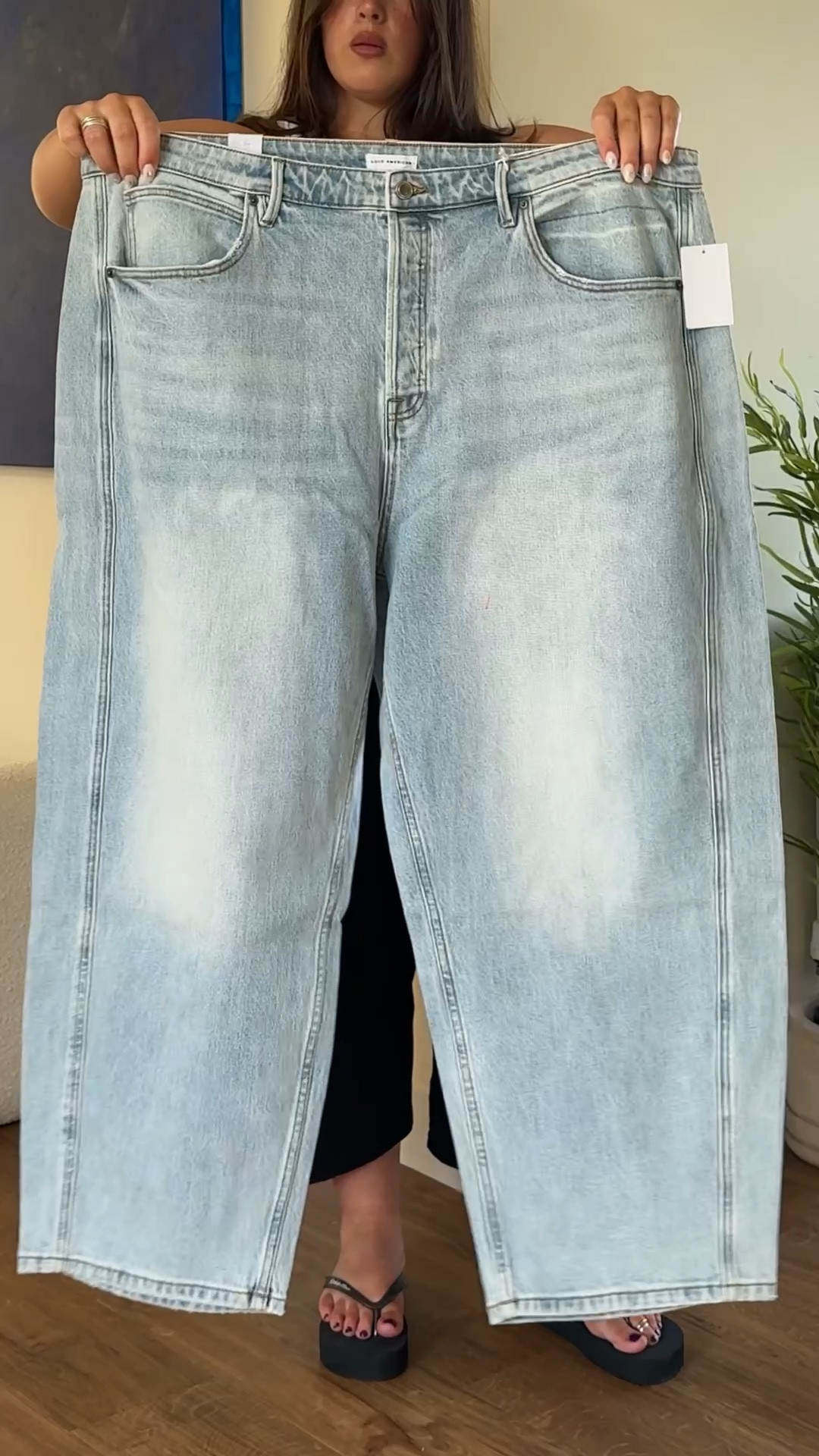 Plus size Jeans 
Good American vintage barrel leg 
I’m wearing a US 20 ( needed a US 16) #goodamerican #plussize 

#LTKplussize