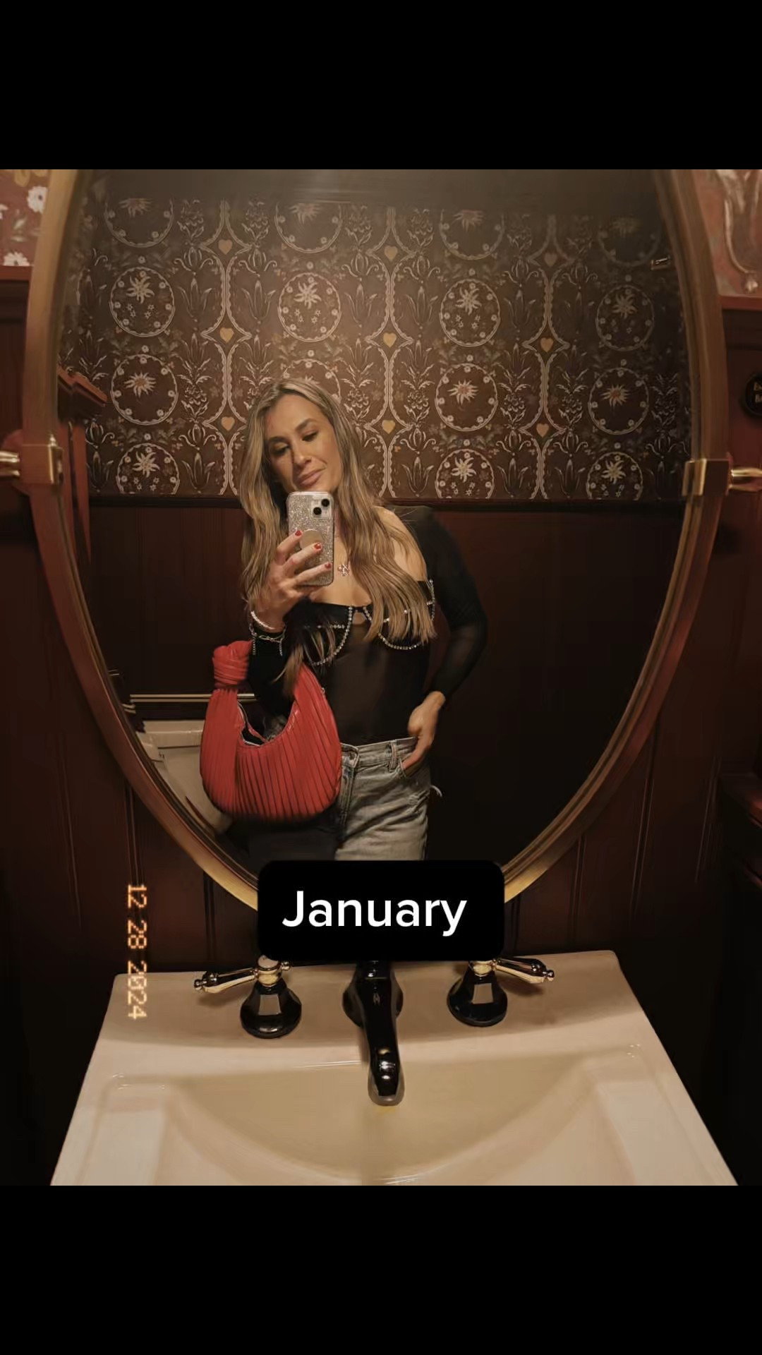 Favorite fits of 2025 🎉🍾

#LTKTravel #LTKFindsUnder100 #LTKootd