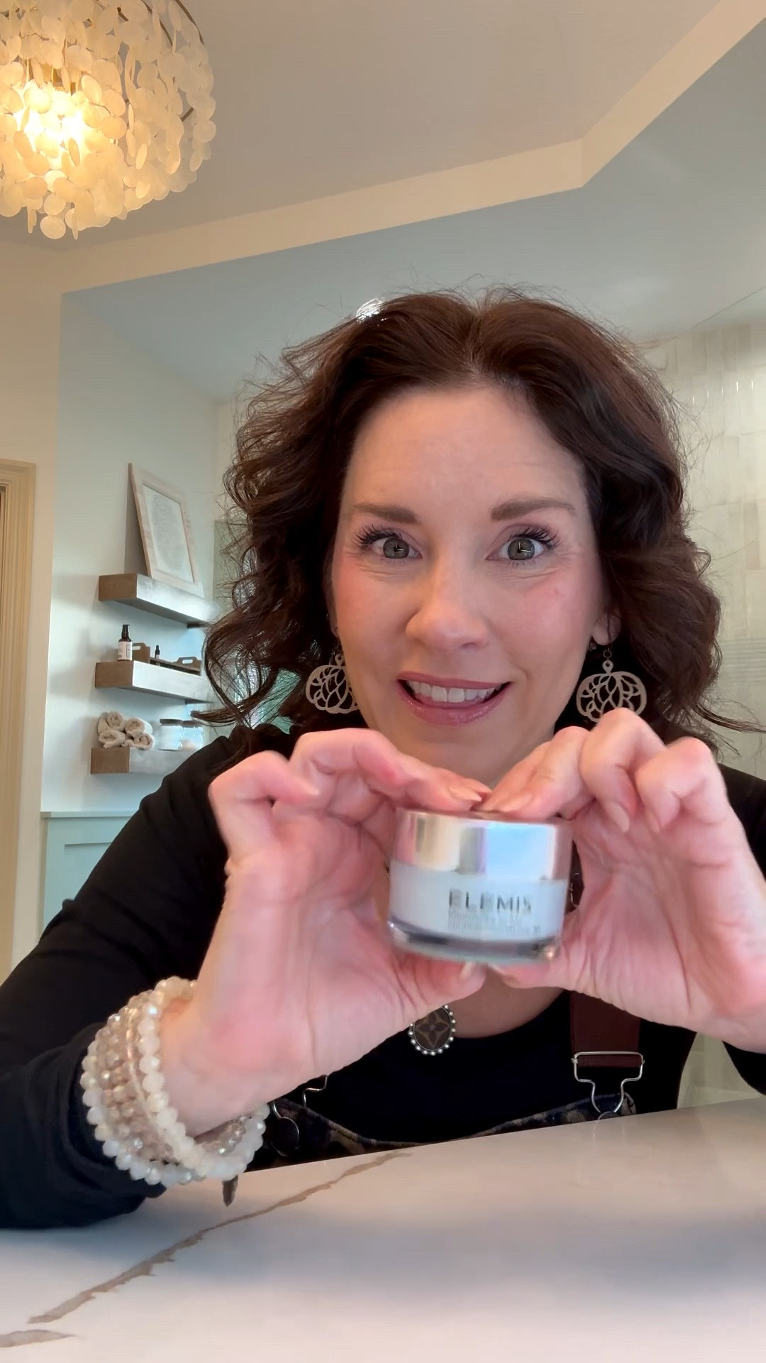 Pro collagen marine cream, SPF 30 day cream

Night cream is also incredible ! Free shipping last day today


@elemis @QVC 

#LTKBeauty #LTKSaleAlert #LTKOver40