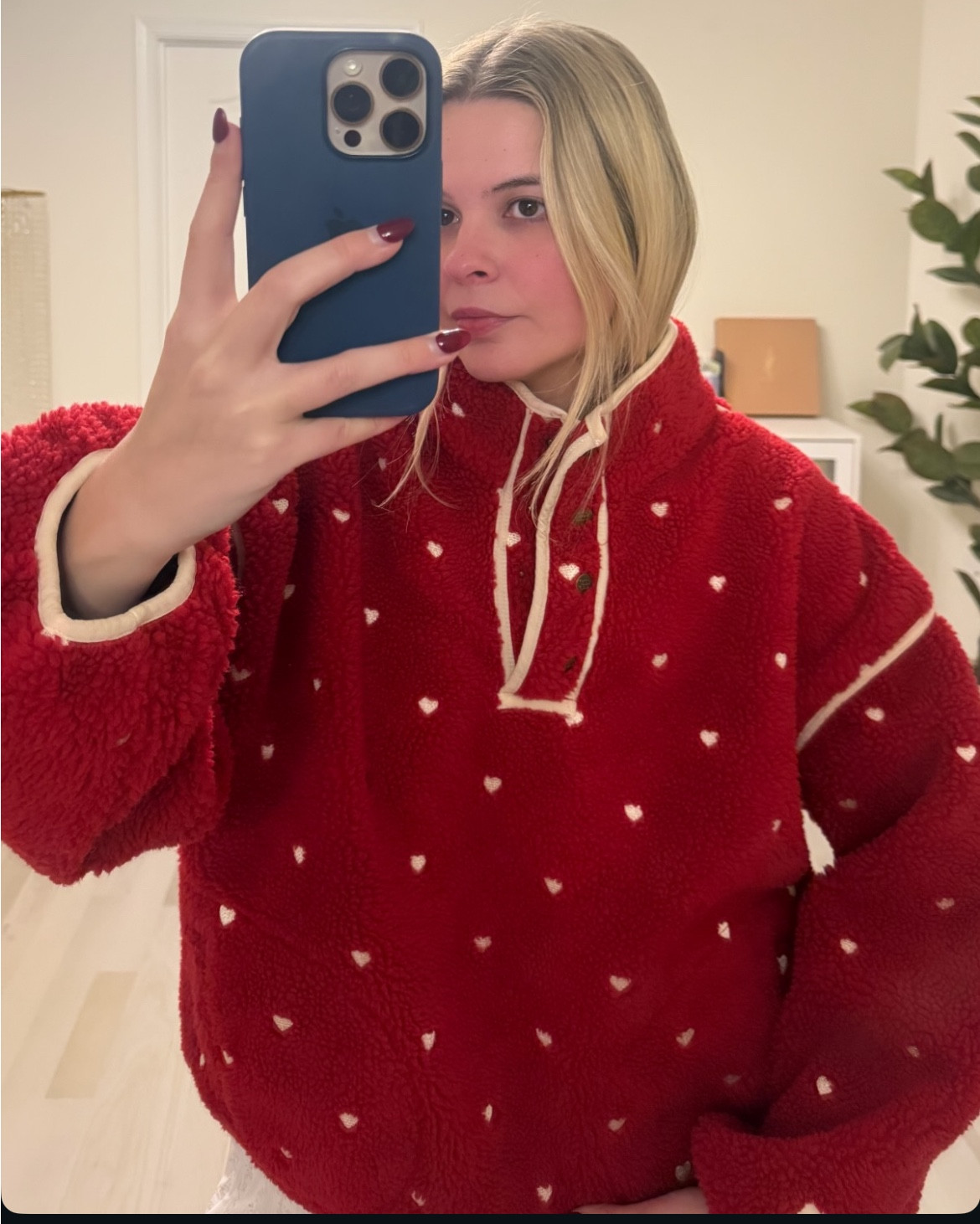 The cutest heart fleece pullover for Valentine’s Day! Available to purchase on Feb 2nd! ❤️💕😍

#LTKValentine #LTKdayinmylife #LTKootd