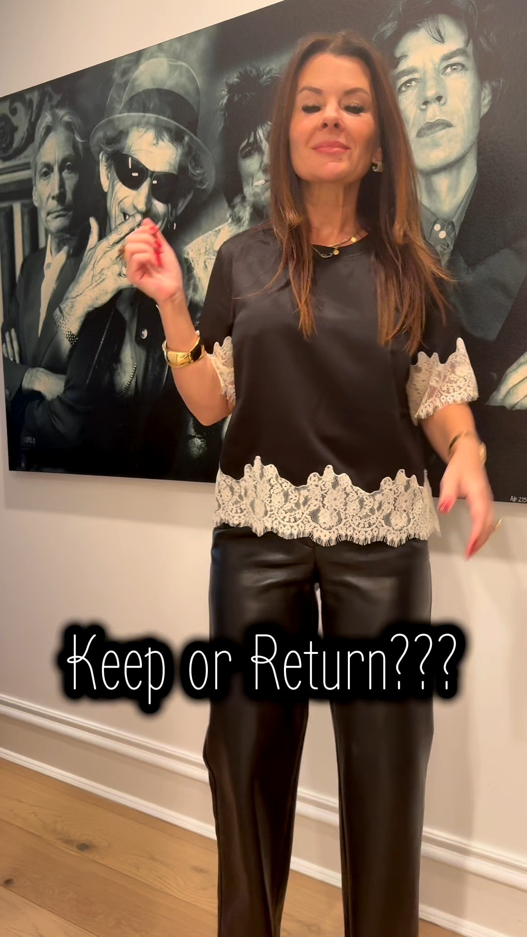 Thoughts on this too please!!!!  Is this a keep or return????  Keep or return???? Size Xs 