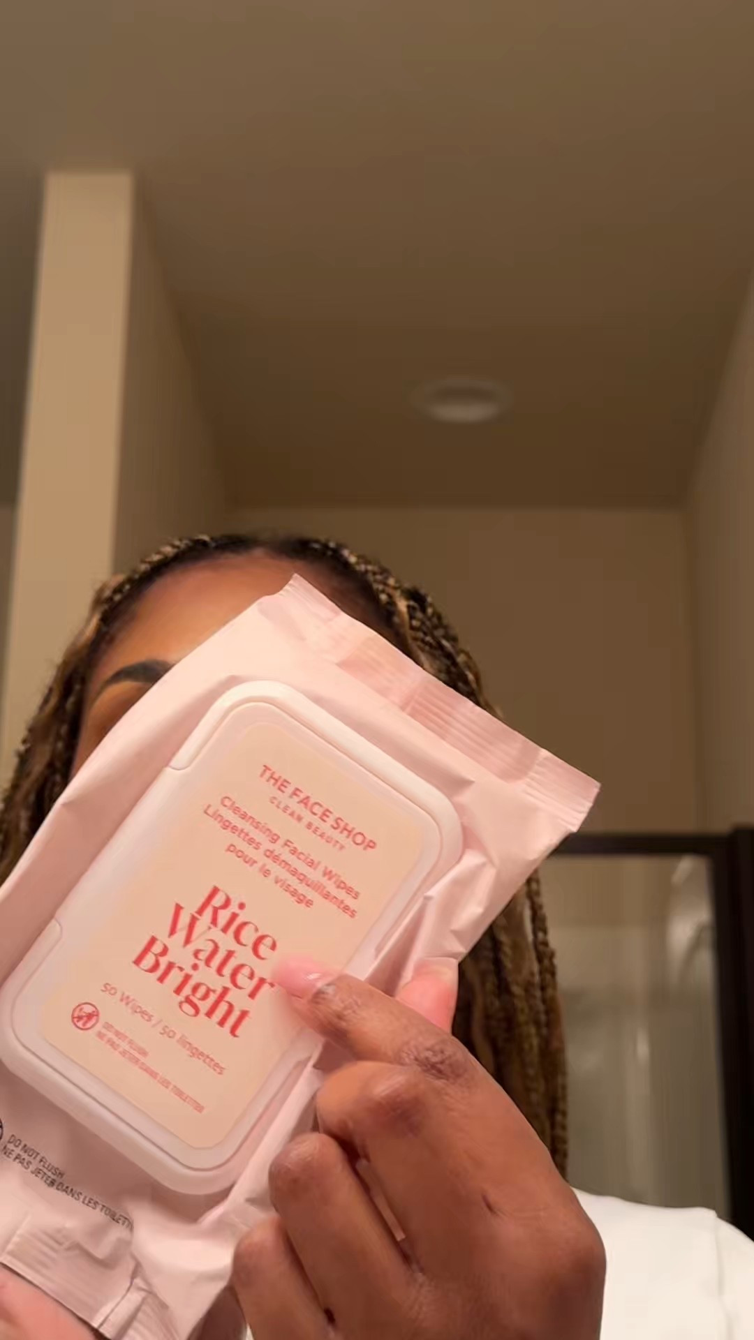 How I effectively remove my makeup in 3 easy steps⬇️ :

💗 I start with The Face Shop Rice Water Wipes to gently wipe away surface makeup and prep my skin for a deeper cleanse. These wipes are soft, effective, and perfect for that first step in breaking it all down!

💗Next up, I go in with the Rice Water Bright Light Cleansing Oil 🍚💧My go-to for melting away leftover foundation, mascara, and buildup. I massage it into dry skin, working it in to dissolve everything, then rinse with warm water to emulsify the oil and lift away impurities.

💗Lastly, I double cleanse using the Rice Water Bright Foaming Cleanser 🫧✨. This creamy cleanser gives me that deep-clean feeling without over-drying, leaving my skin feeling refreshed and oh-so-soft.

#thefaceshop #makeupremoval #onewipechallenge #koreanskincare #skincare #chinneseechronicles #ricewaterbright 


#LTKBeauty