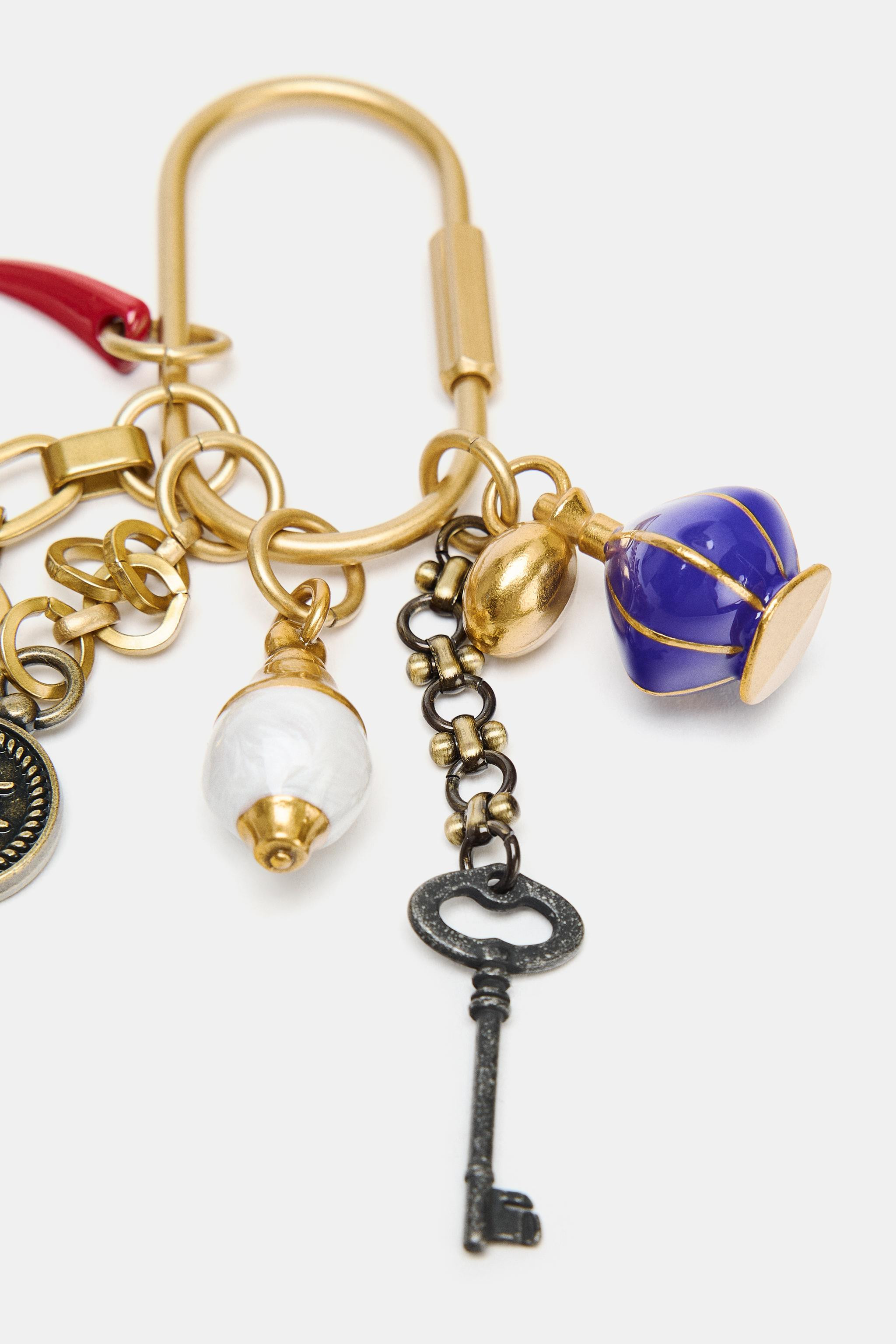 BEADED CHARM | Zara US