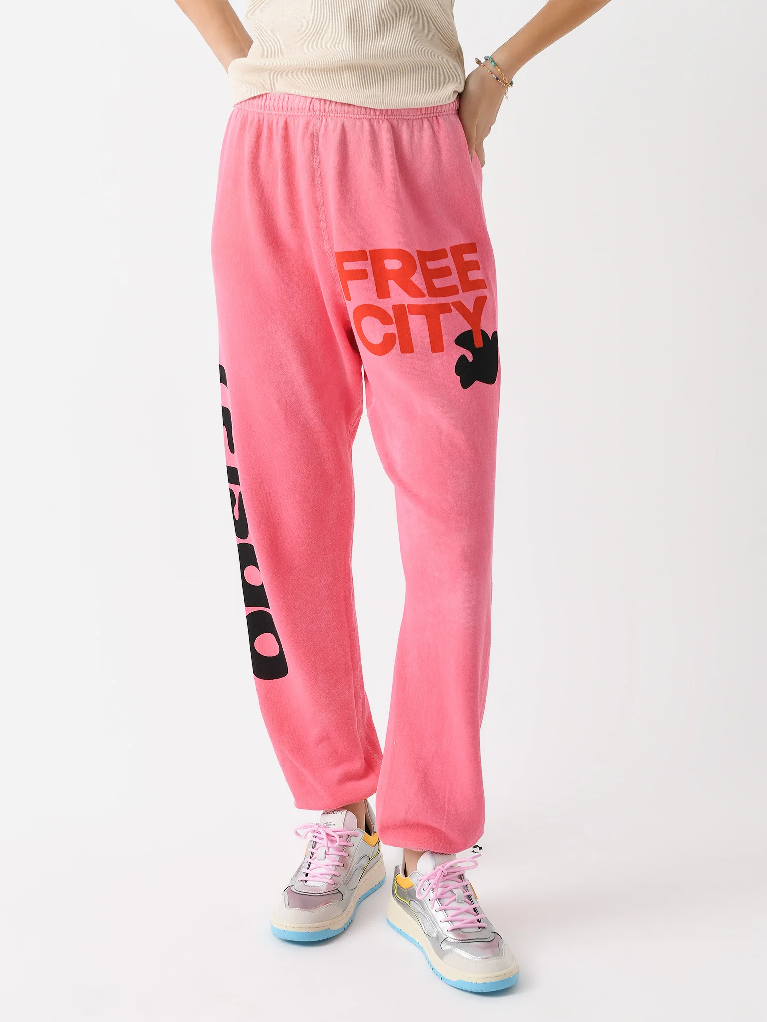 FREE CITY
                      
                     Women's Letsgo Freecity OG Supevintage Swea... | Saint Bernard