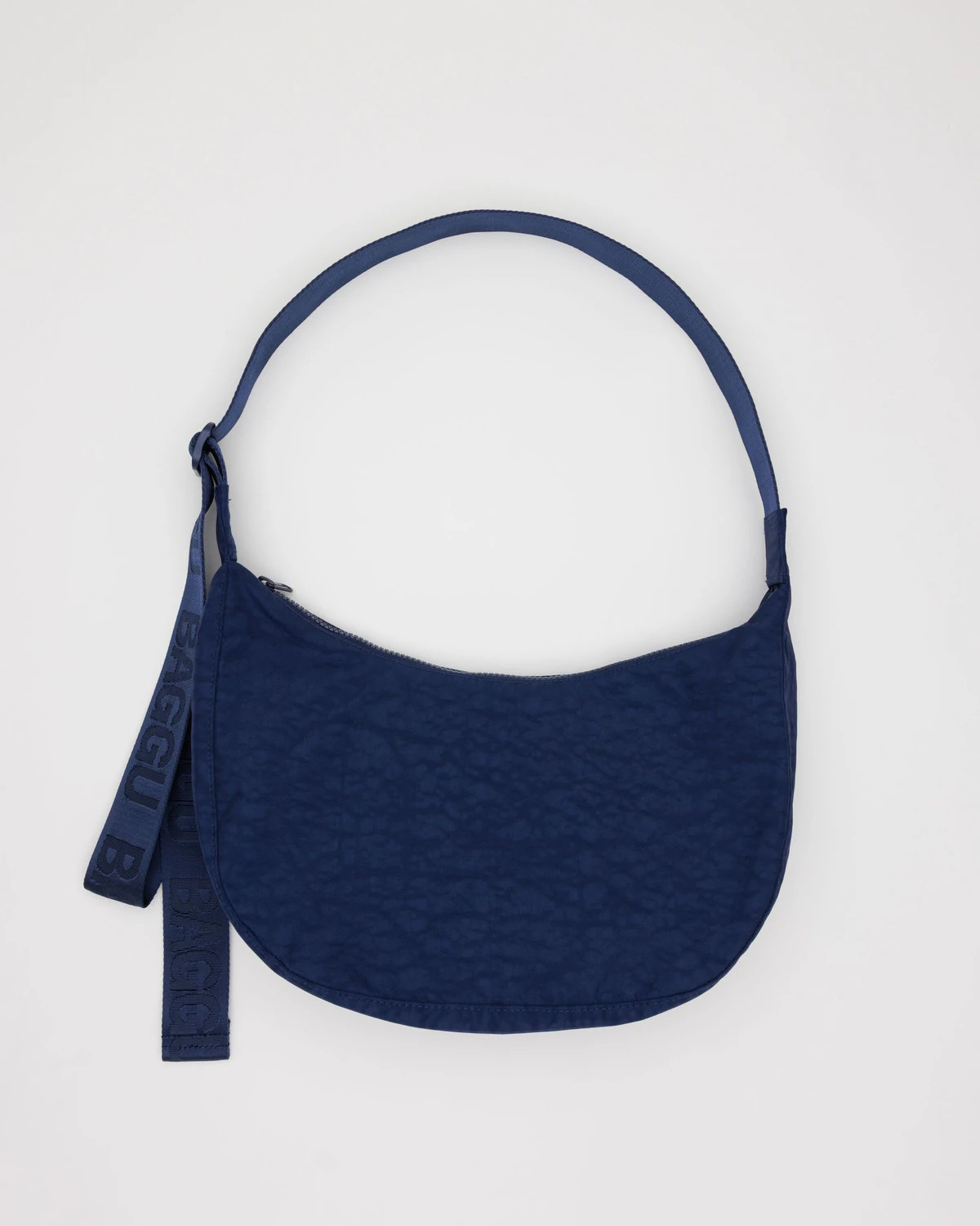 Medium Nylon Crescent Bag | BAGGU