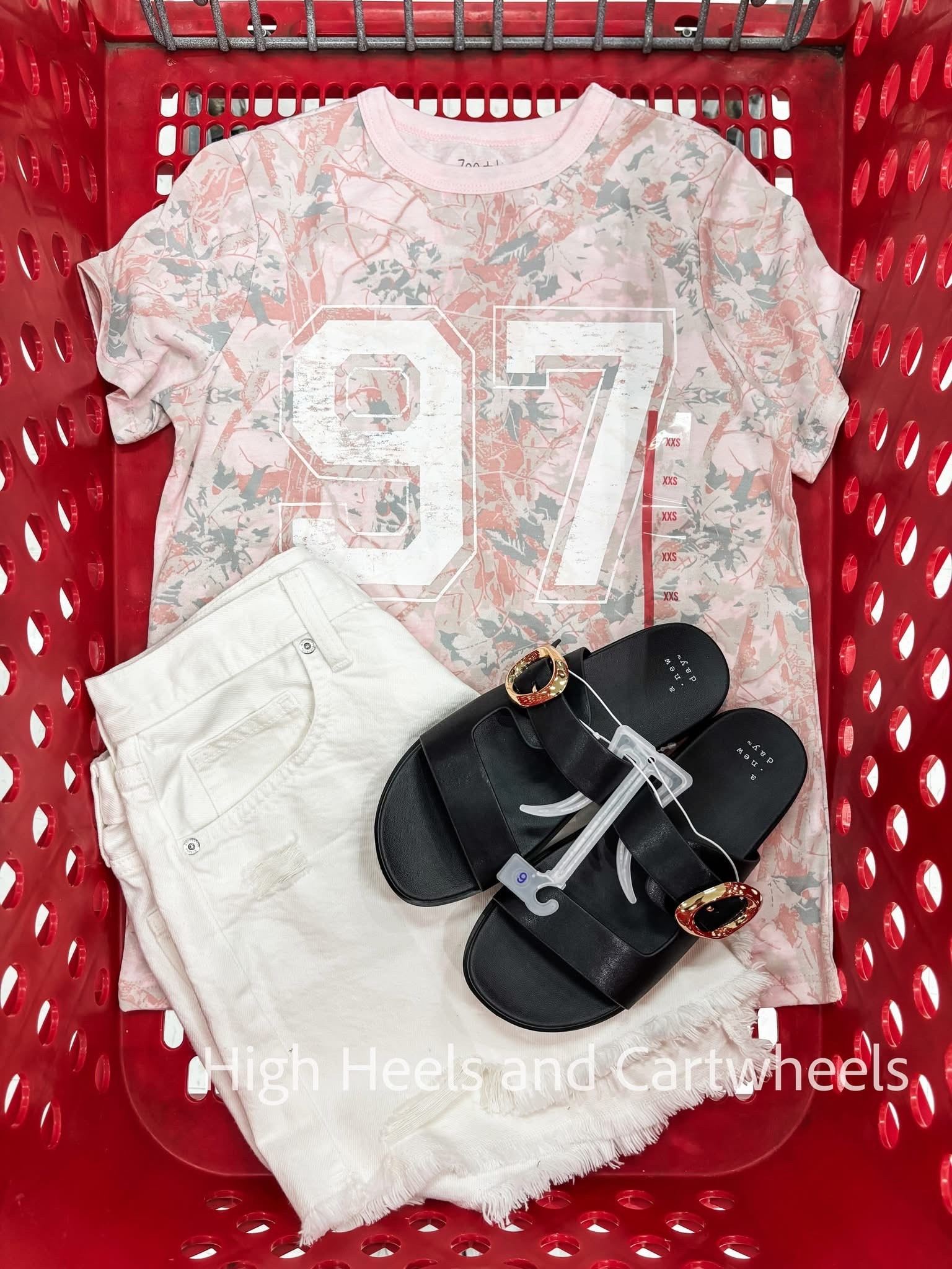 Summer ‘fit from 🎯