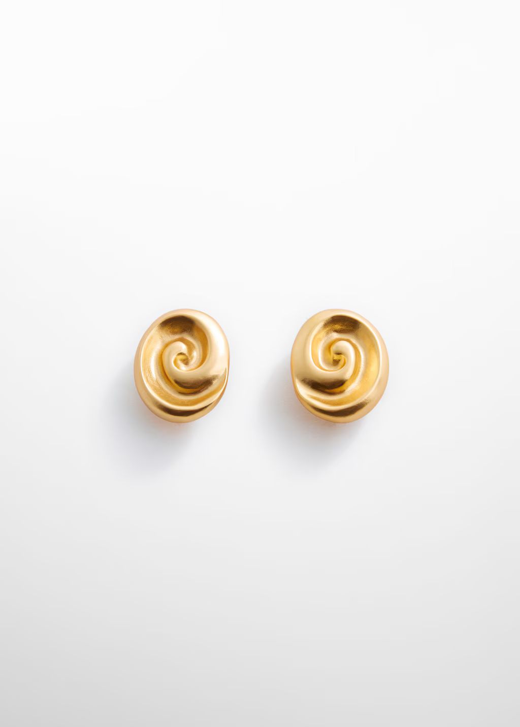 Round spiral earrings -  Women | Mango United Kingdom | MANGO (UK)