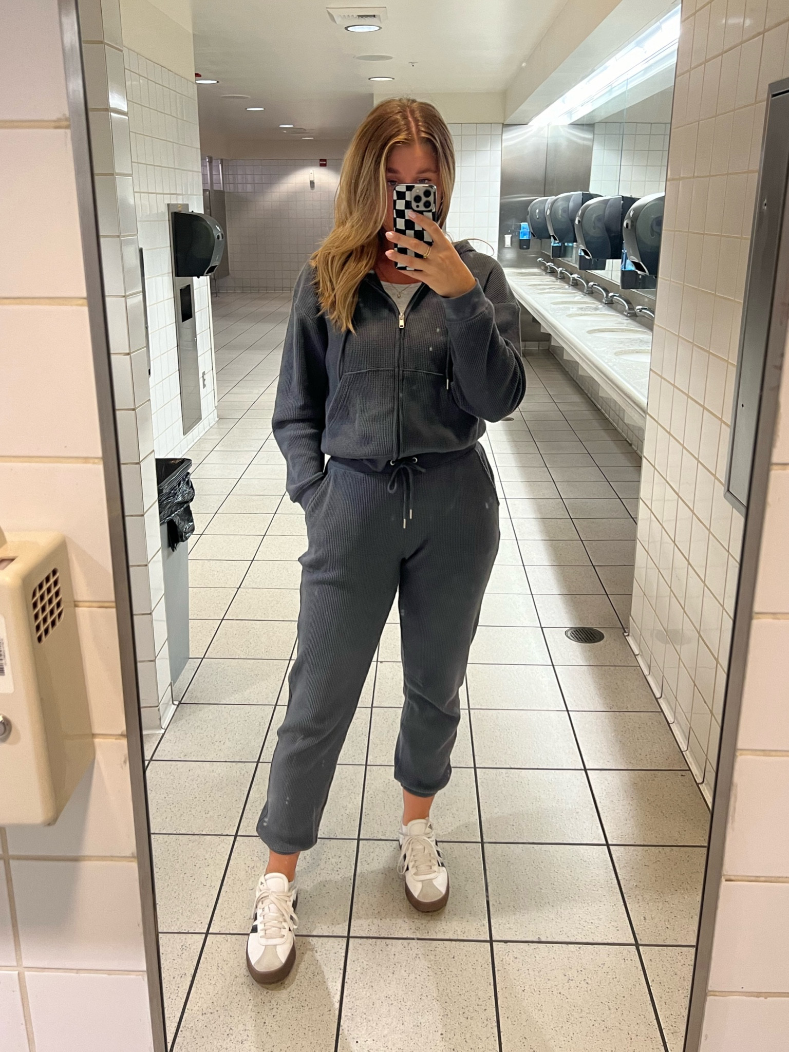 Perfect travel set! Waffle knot lounge set. 